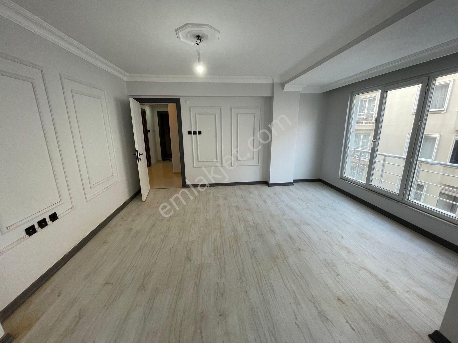 Esenyurt Bağlarçeşme Fırsat Arakat Çift Balkon 3+1 Satılık Daire - Görsel 4