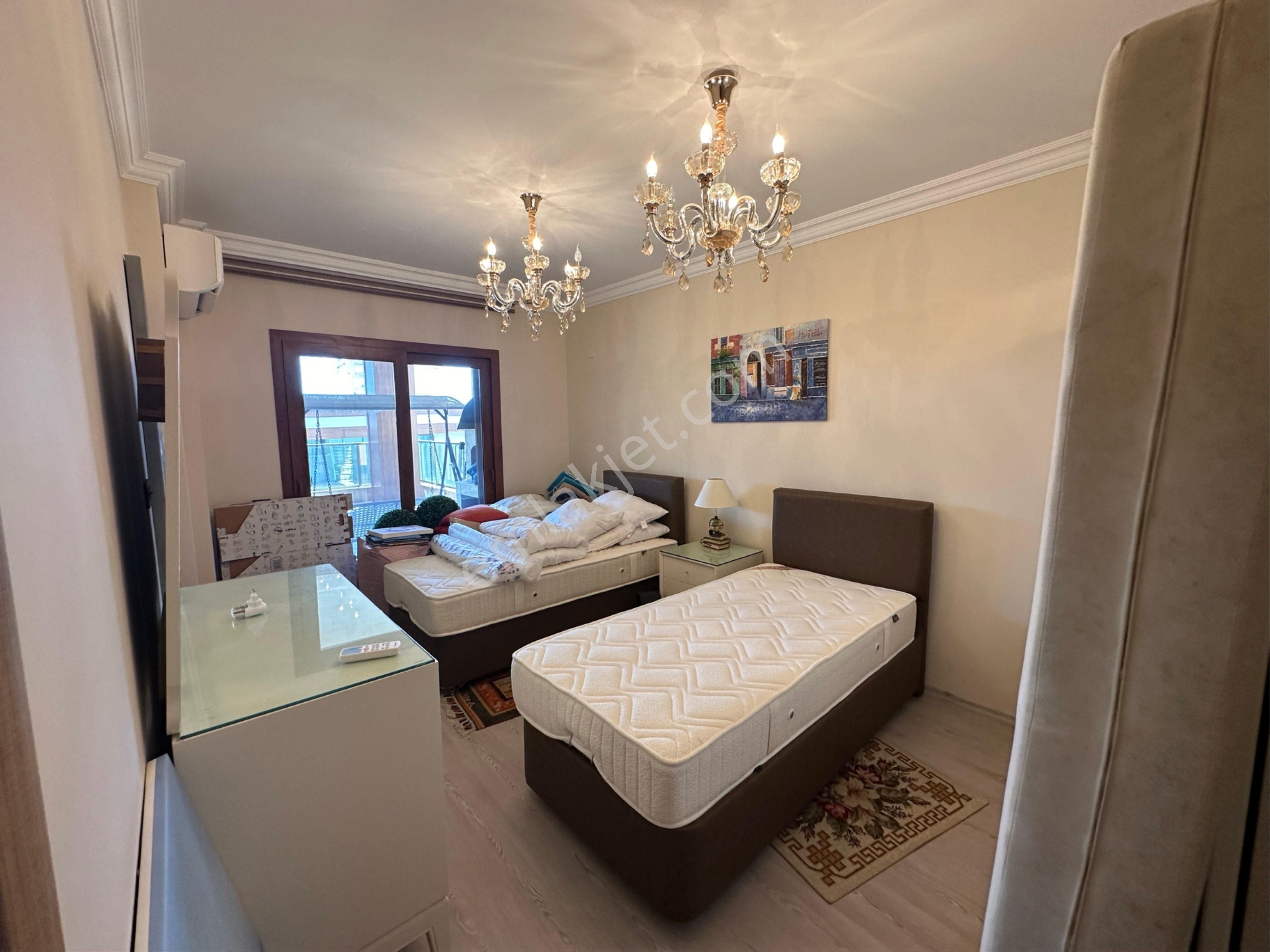 Kuşadası Trend Royal Sitesinde Satılık 3+1 Daire - Görsel 19