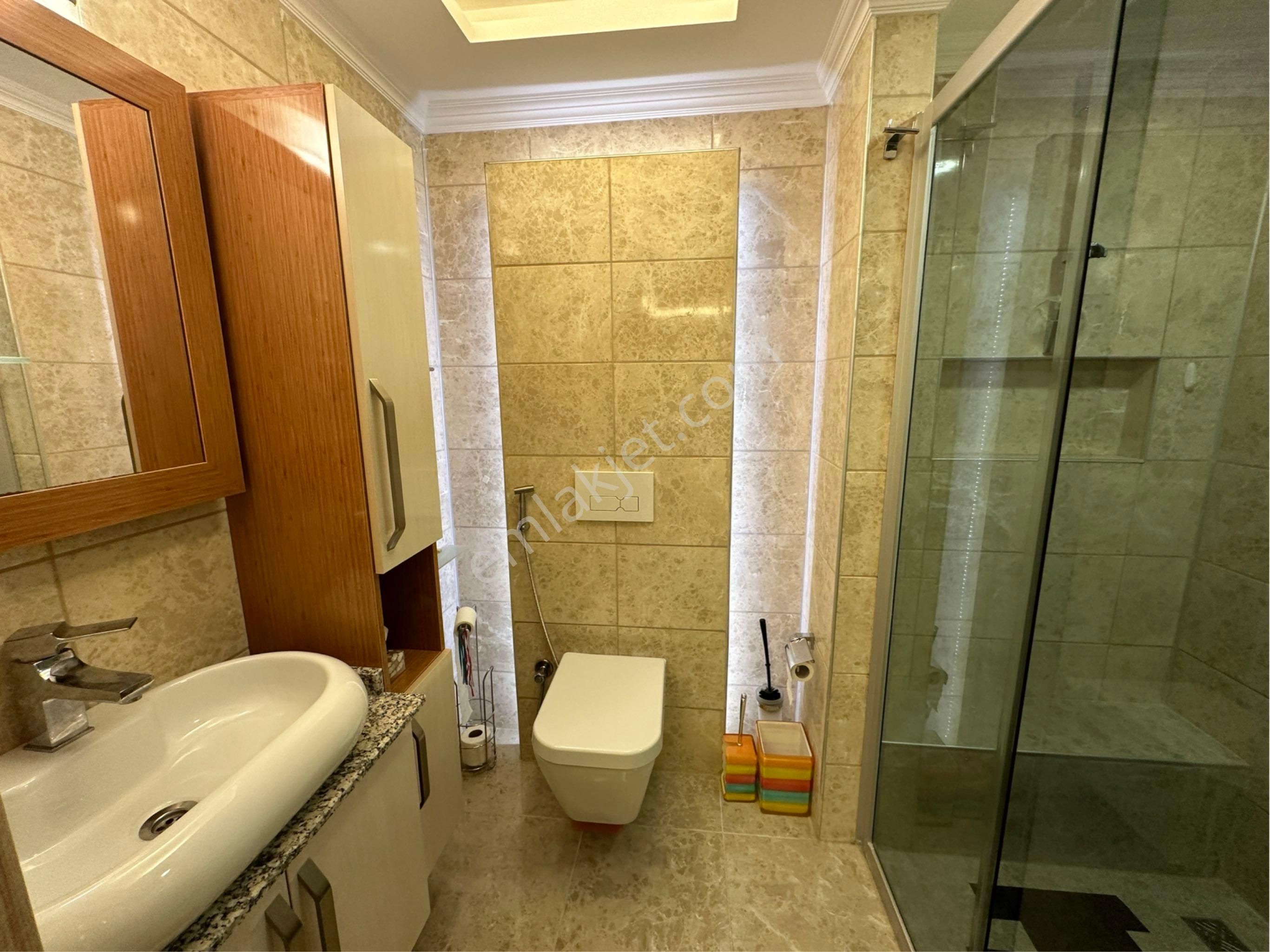 Kuşadası Trend Royal Sitesinde Satılık 3+1 Daire - Görsel 29