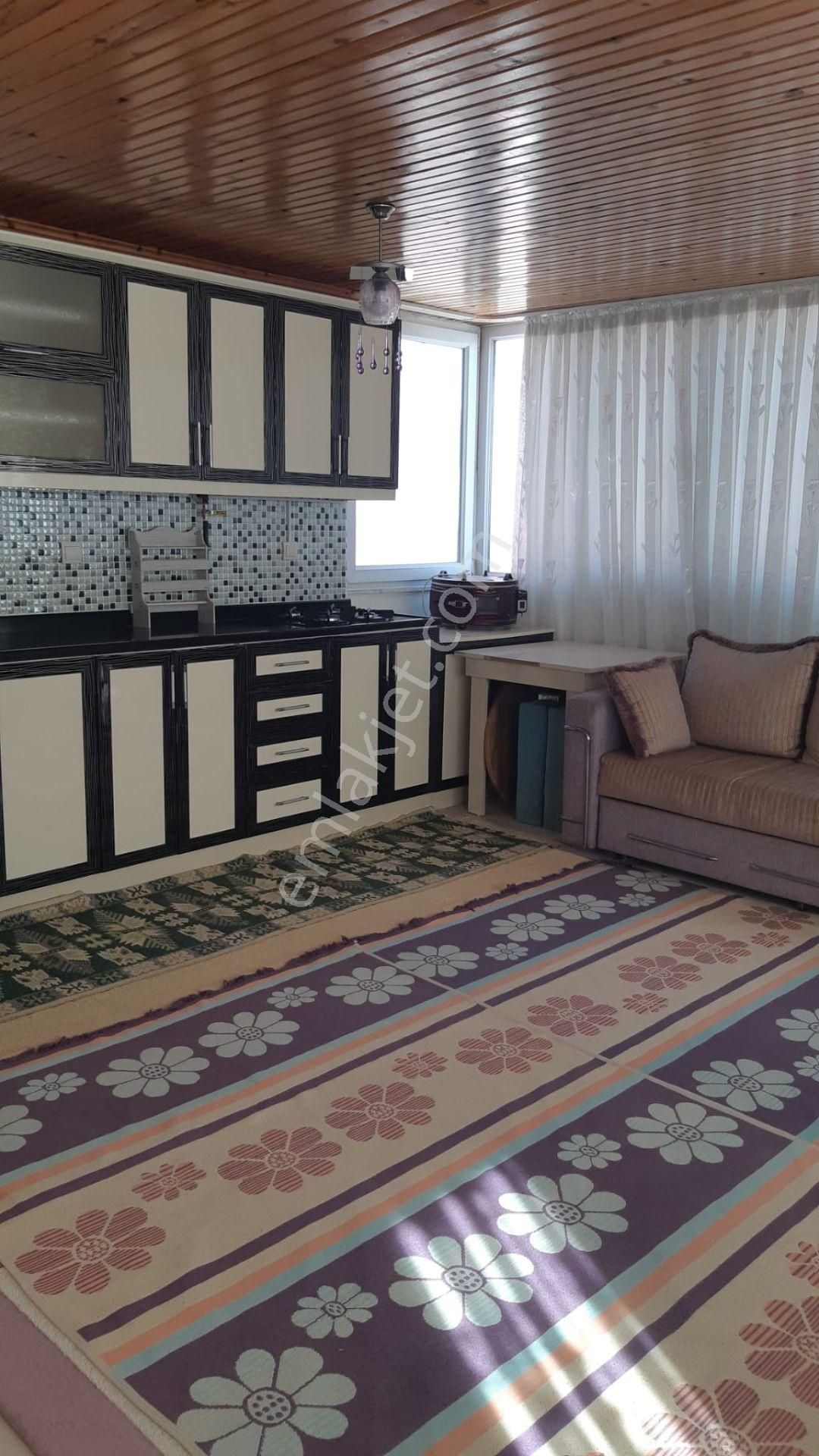 Dutlubahçe 'de Merkezi Konumda Doğalgazlı , Teraslı 4+1 Dubleks - Görsel 3