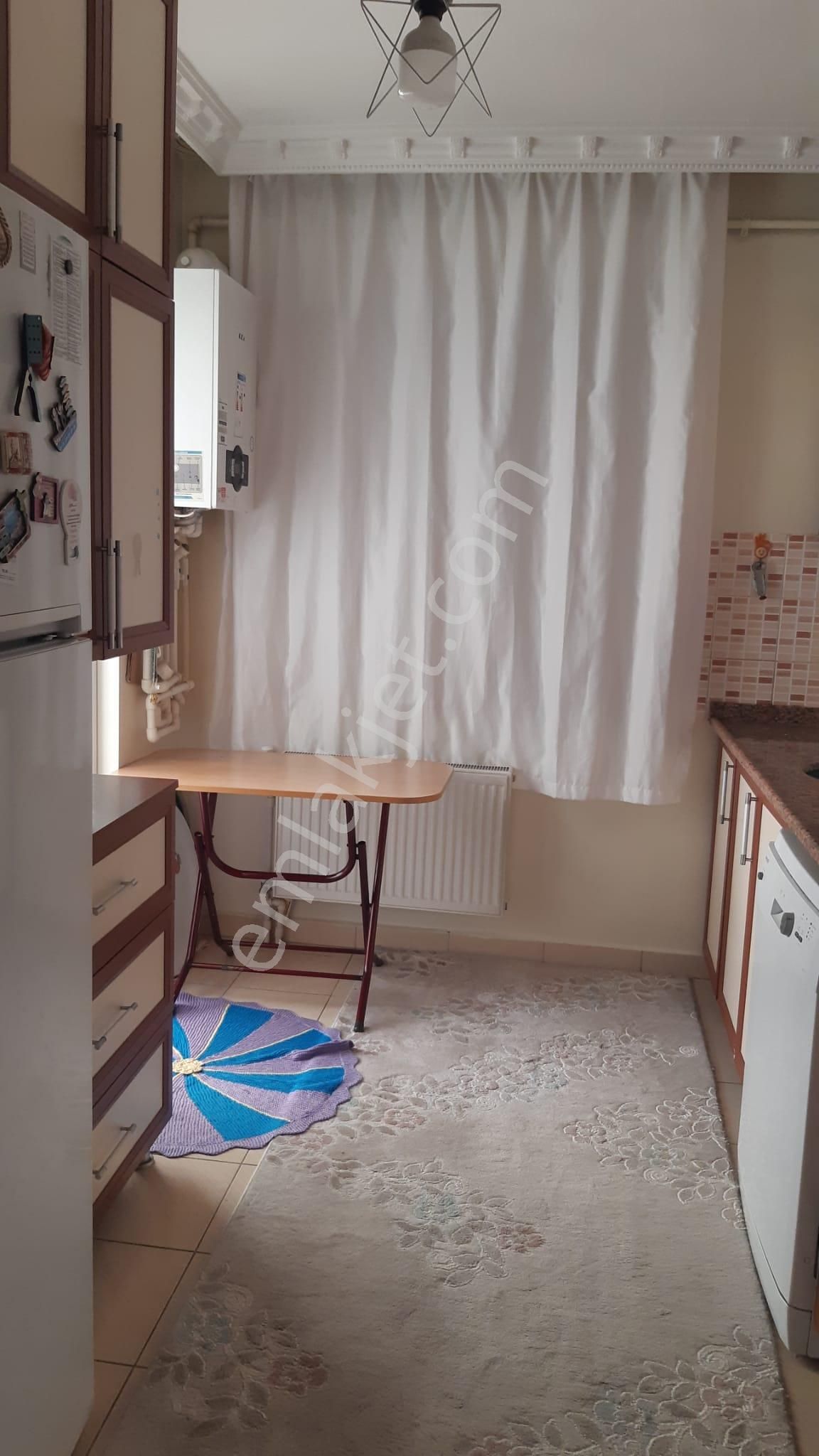 Dutlubahçe 'de Merkezi Konumda Doğalgazlı , Teraslı 4+1 Dubleks - Görsel 9