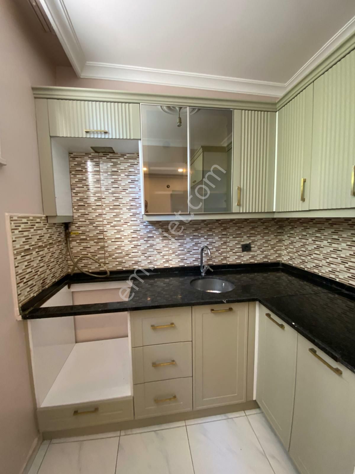 Beylikdüzü Kavaklı Da 2+1 80 M2 - Görsel 9