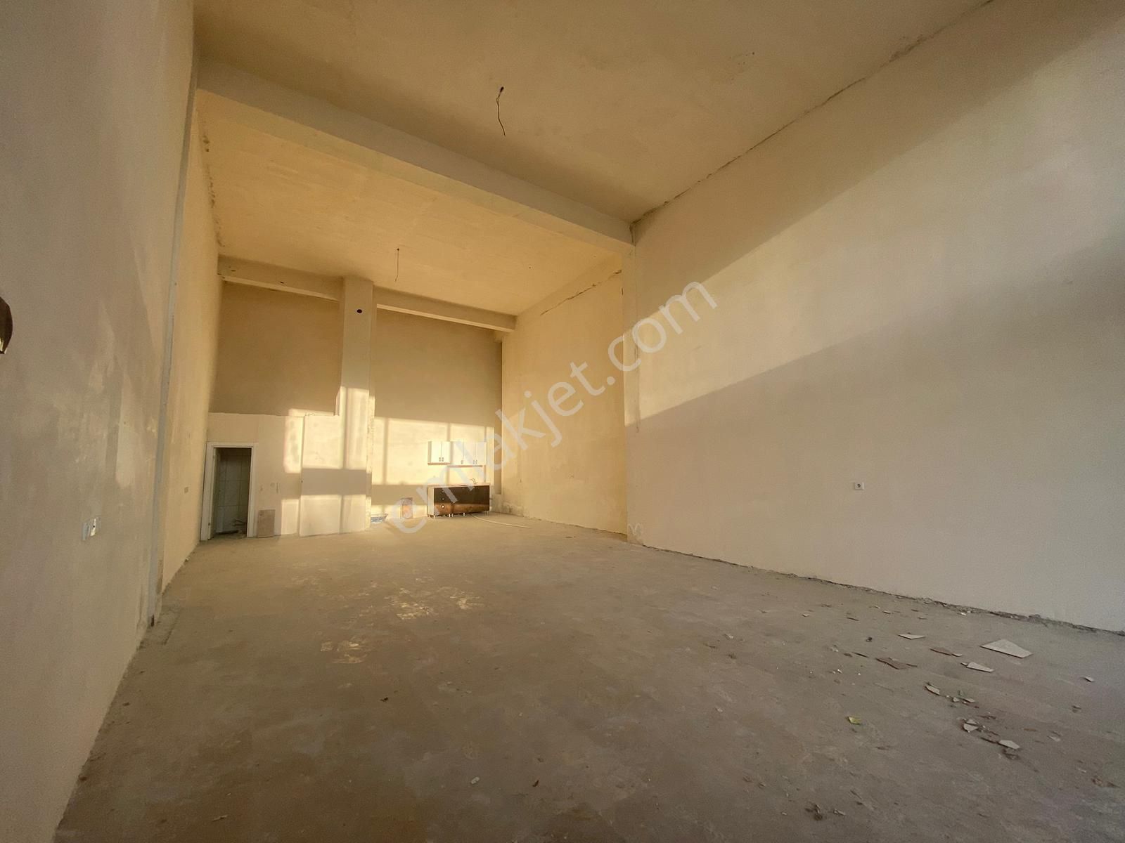 İvedik Ana Cadde Üzeri 100 M2 Sıfır Dükkan - Görsel 3