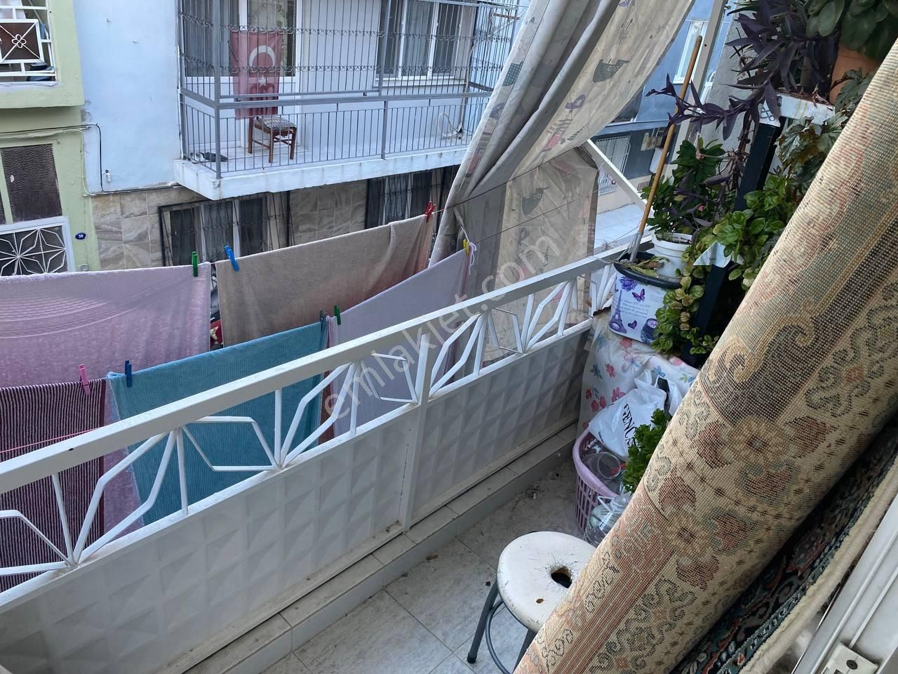 Bozyaka Pazar Yeri Yakını 3+1 Doğalgazlı Arakat Satılık Daire - Görsel 4