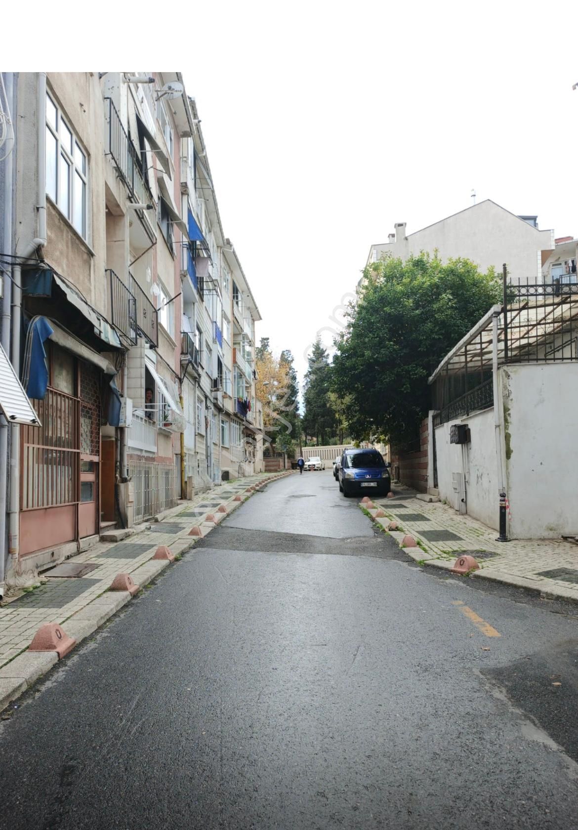 Zeynep Kamilde 2+1merkeze Çok Yakın Temiz Satılık Daire.