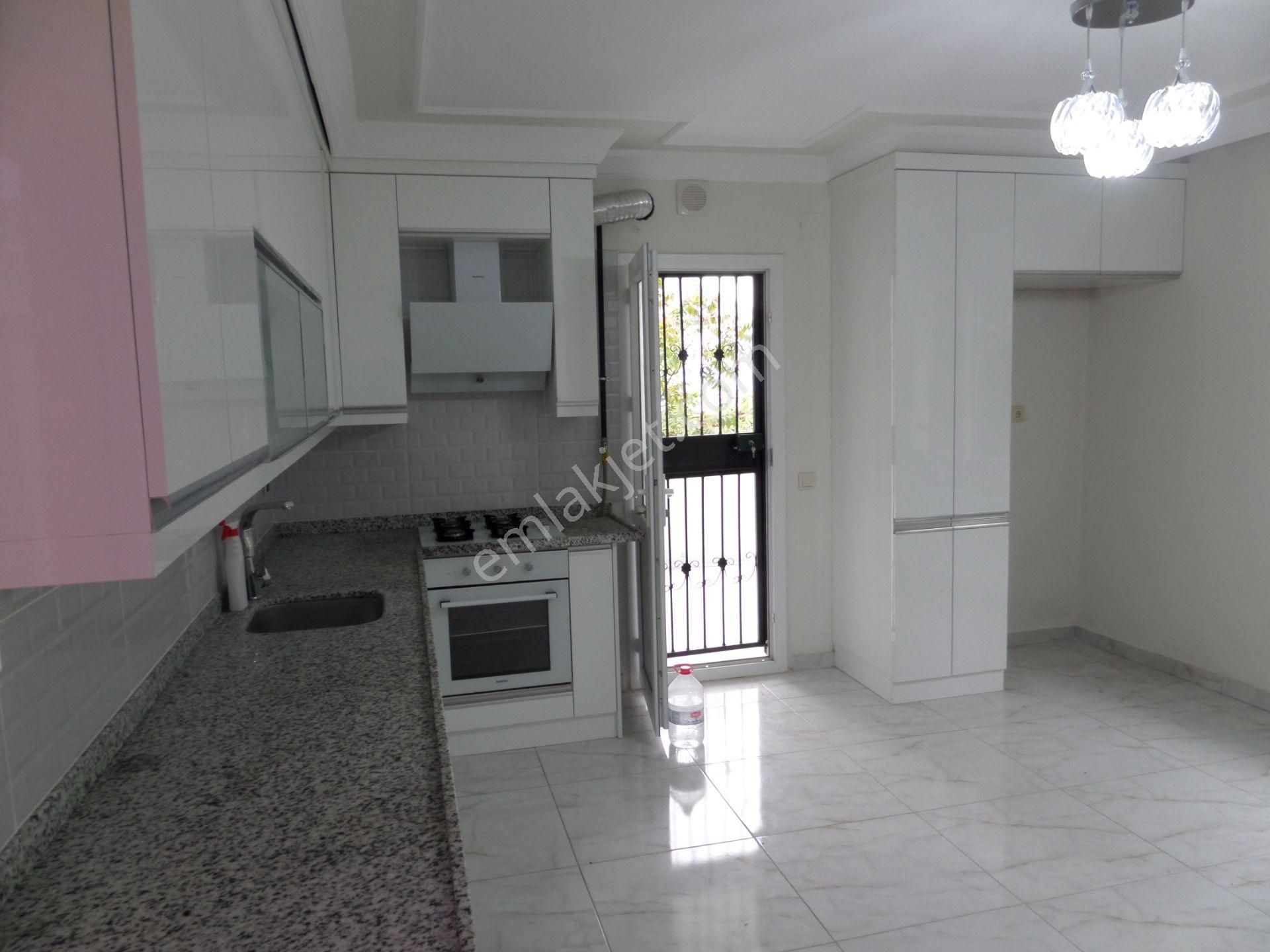 100.yılda,3 Katlı 1. Katı,3 +1, Kapalı Mut. Doğalgazlı Kiralık - Görsel 3