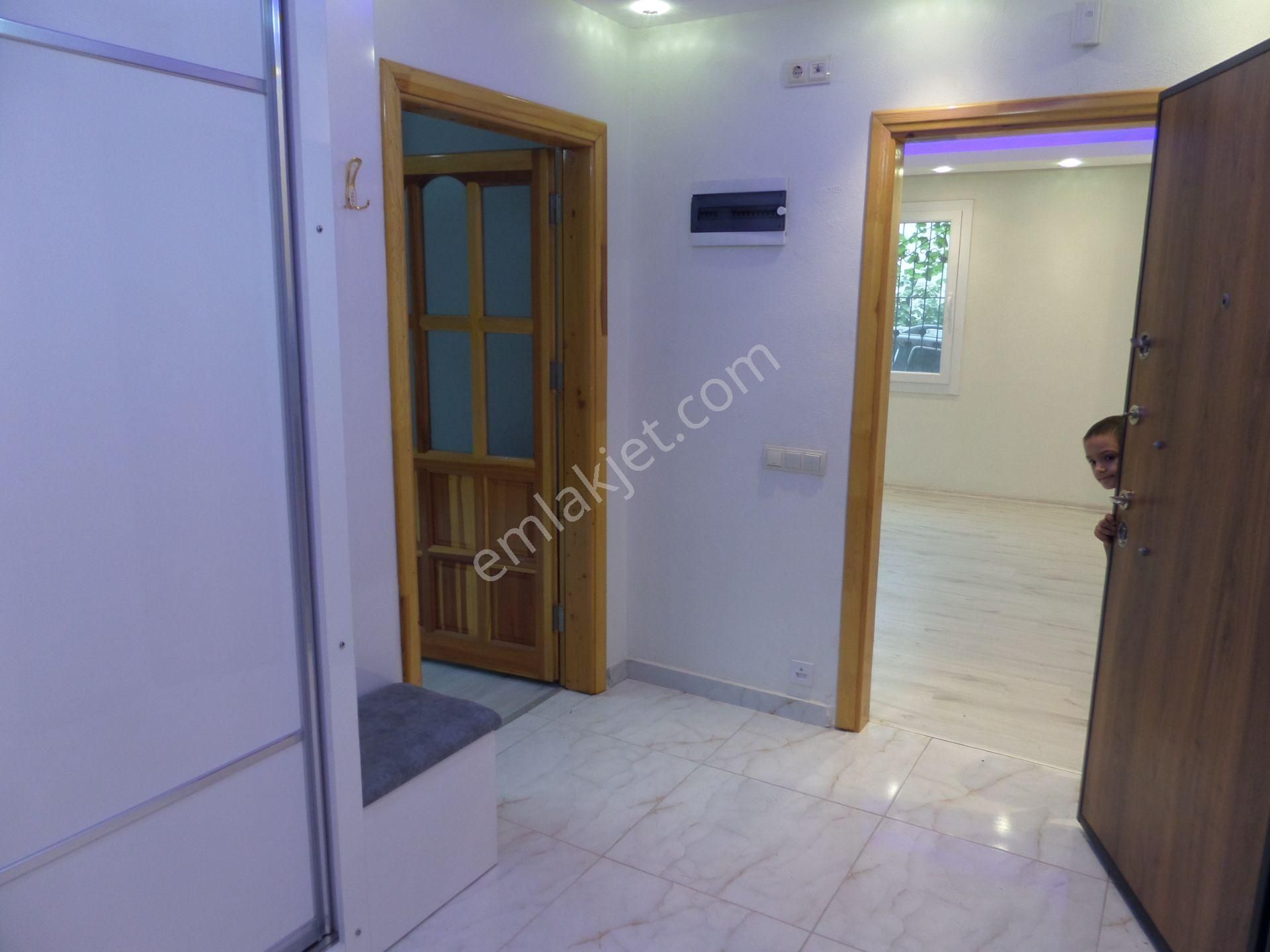 100.yılda,3 Katlı 1. Katı,3 +1, Kapalı Mut. Doğalgazlı Kiralık - Görsel 8