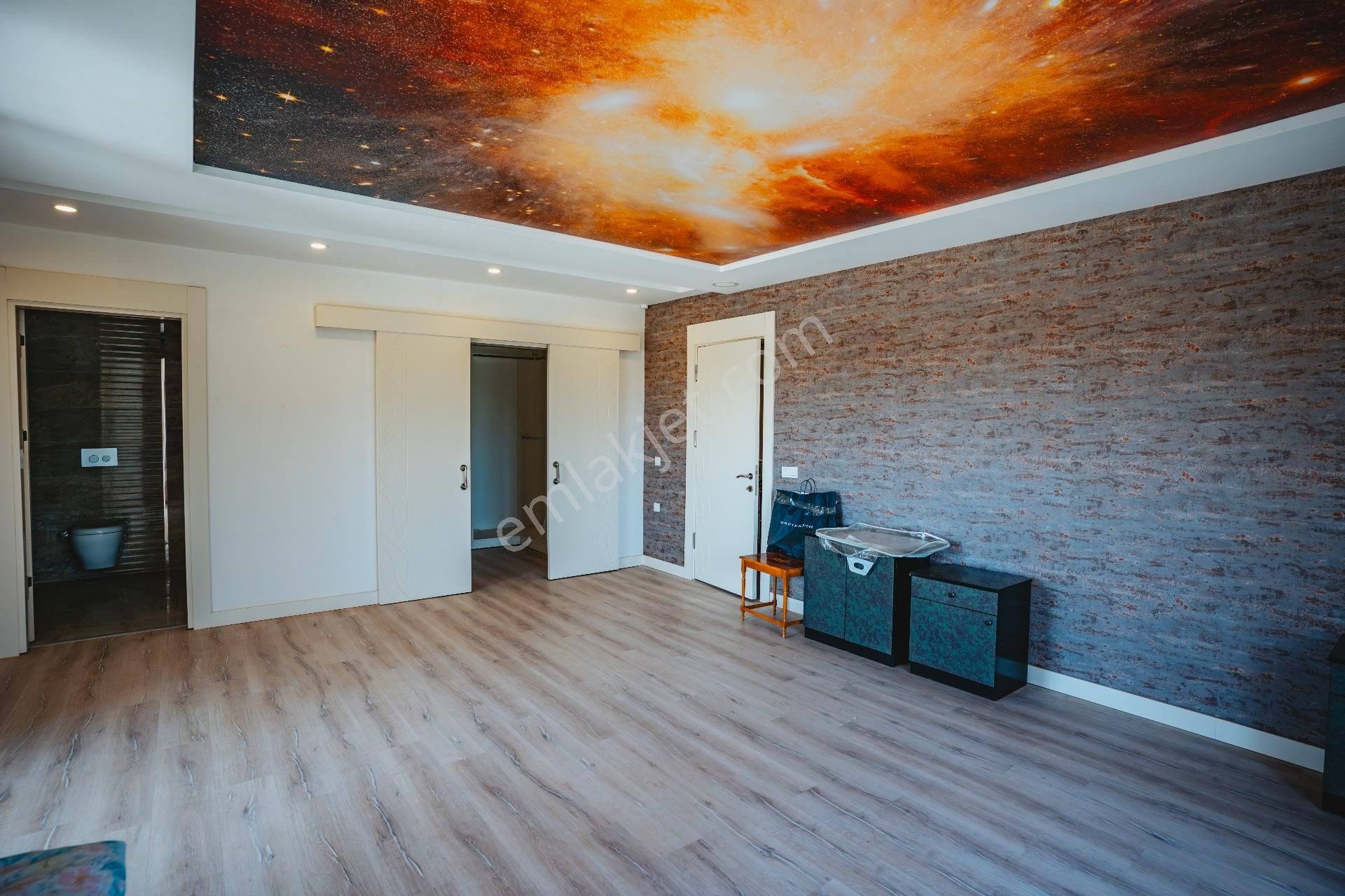 Site İçerisinde 5+1 Tripleks Villa - Görsel 16