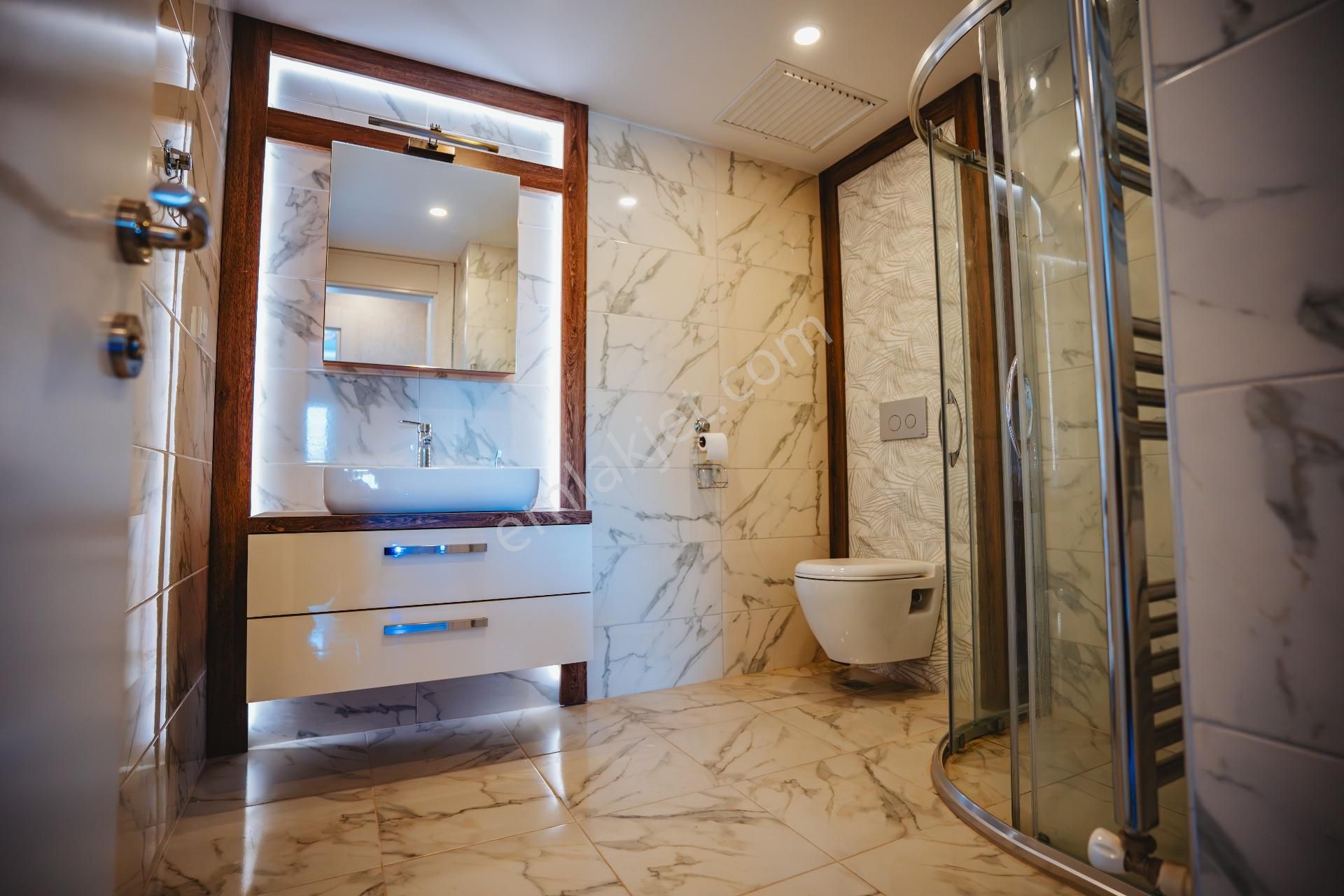 Site İçerisinde 5+1 Tripleks Villa - Görsel 24