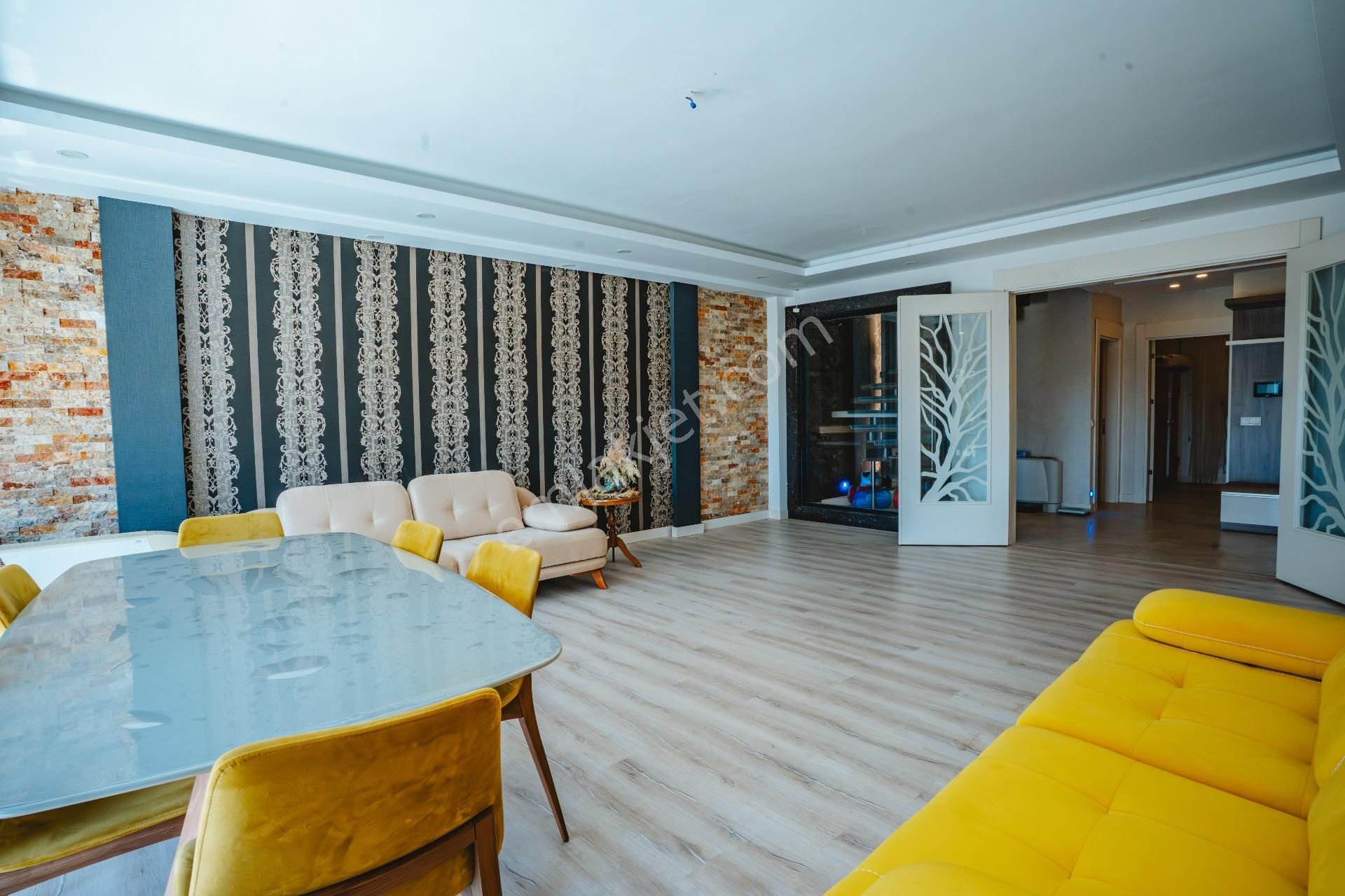 Site İçerisinde 5+1 Tripleks Villa - Görsel 7