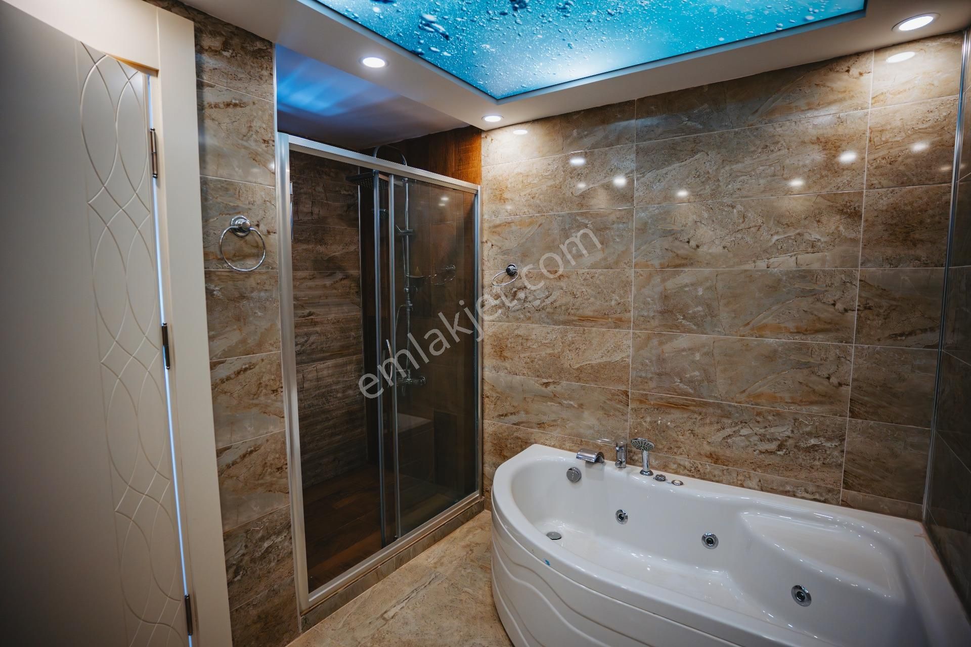 Site İçerisinde 5+1 Tripleks Villa - Görsel 18