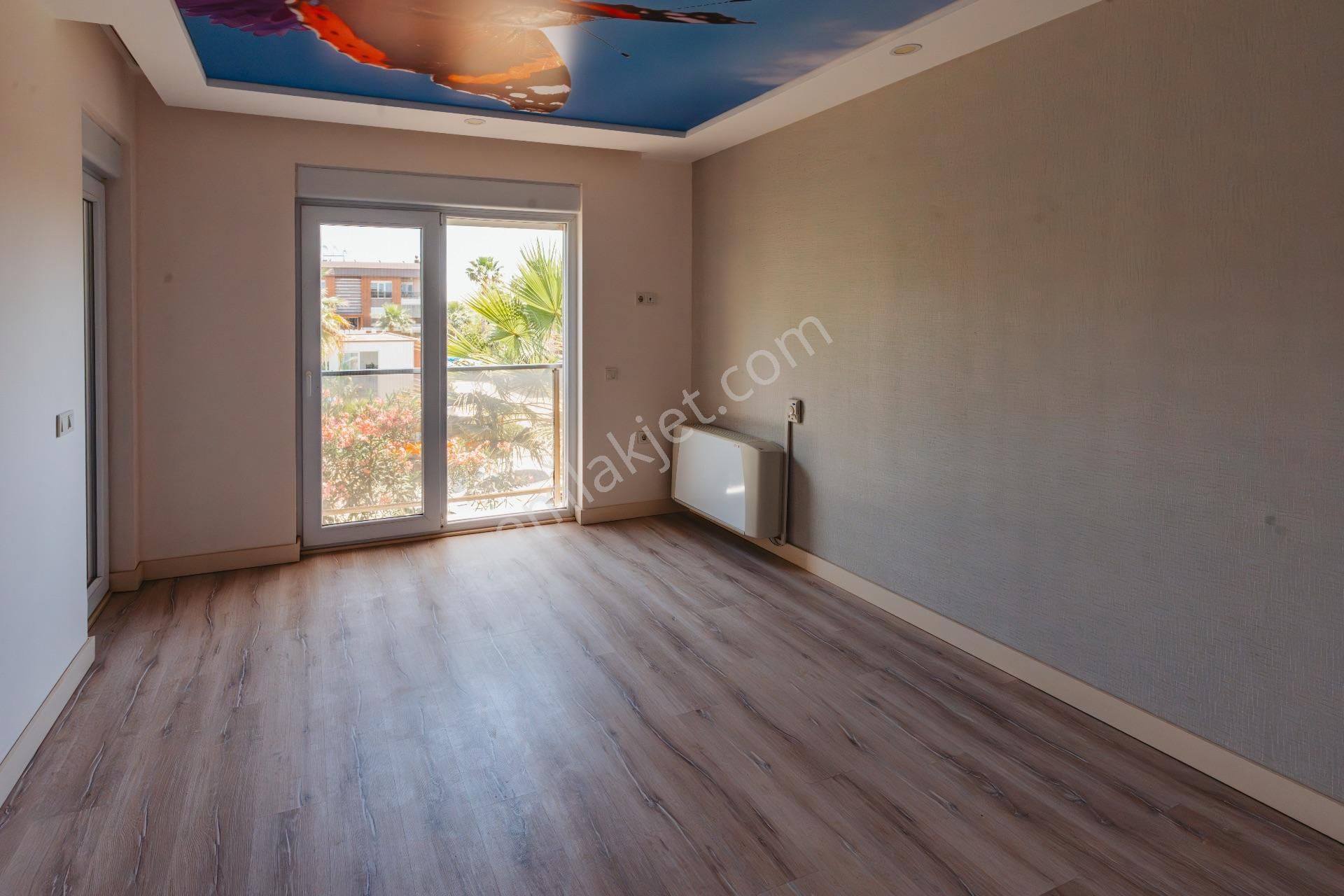 Site İçerisinde 5+1 Tripleks Villa - Görsel 20