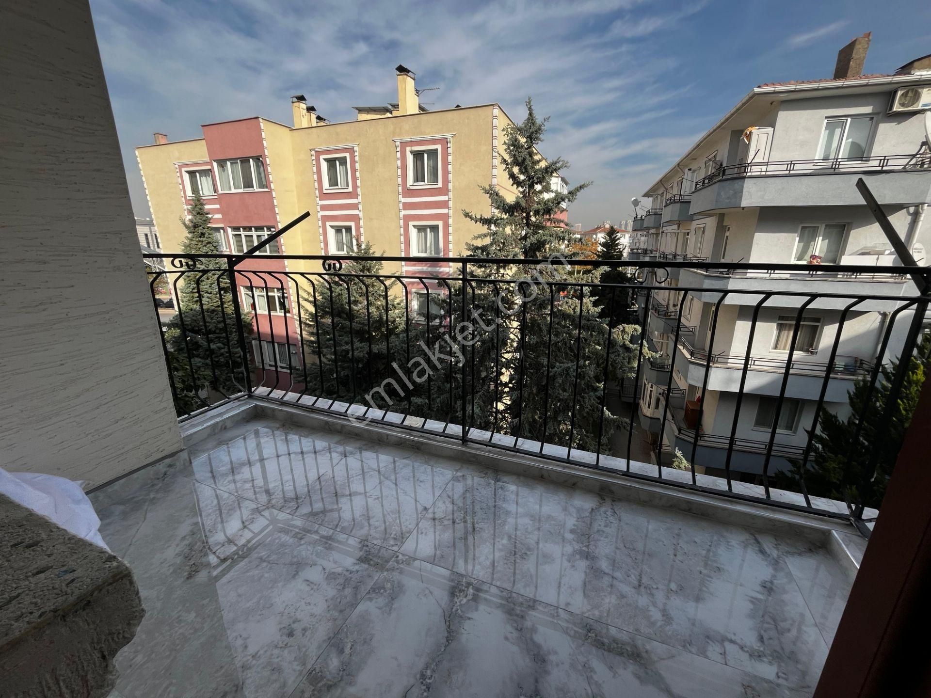 Mareşal Çakmak Mh Muazzam Konumda 3+1 Ara Katta Süper Lux Yapılı Daire - Görsel 22