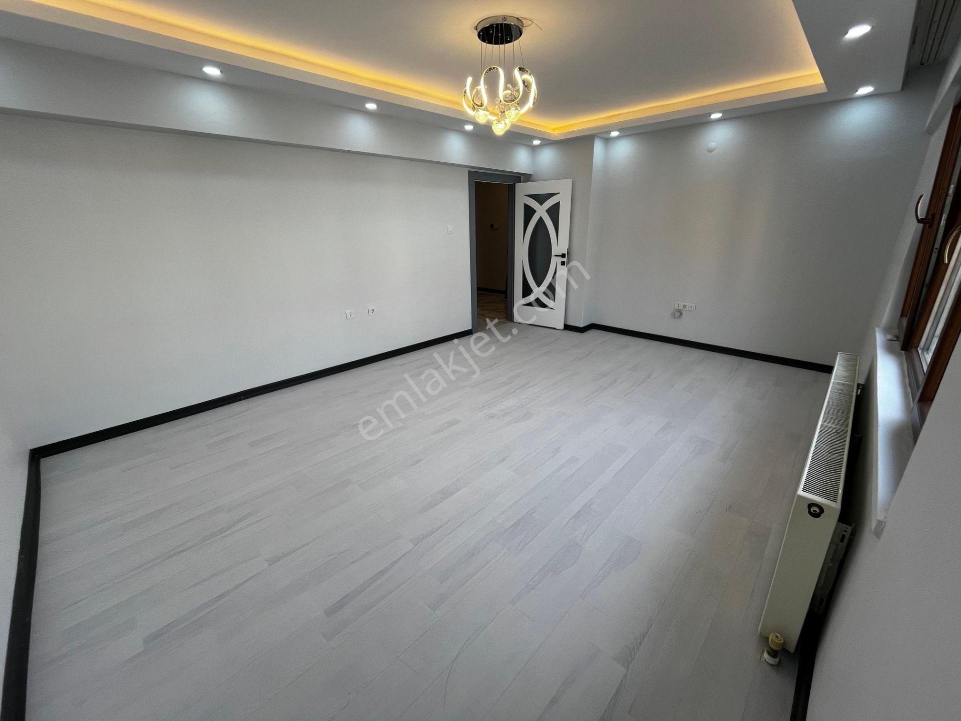 Mareşal Çakmak Mh Muazzam Konumda 3+1 Ara Katta Süper Lux Yapılı Daire - Görsel 11