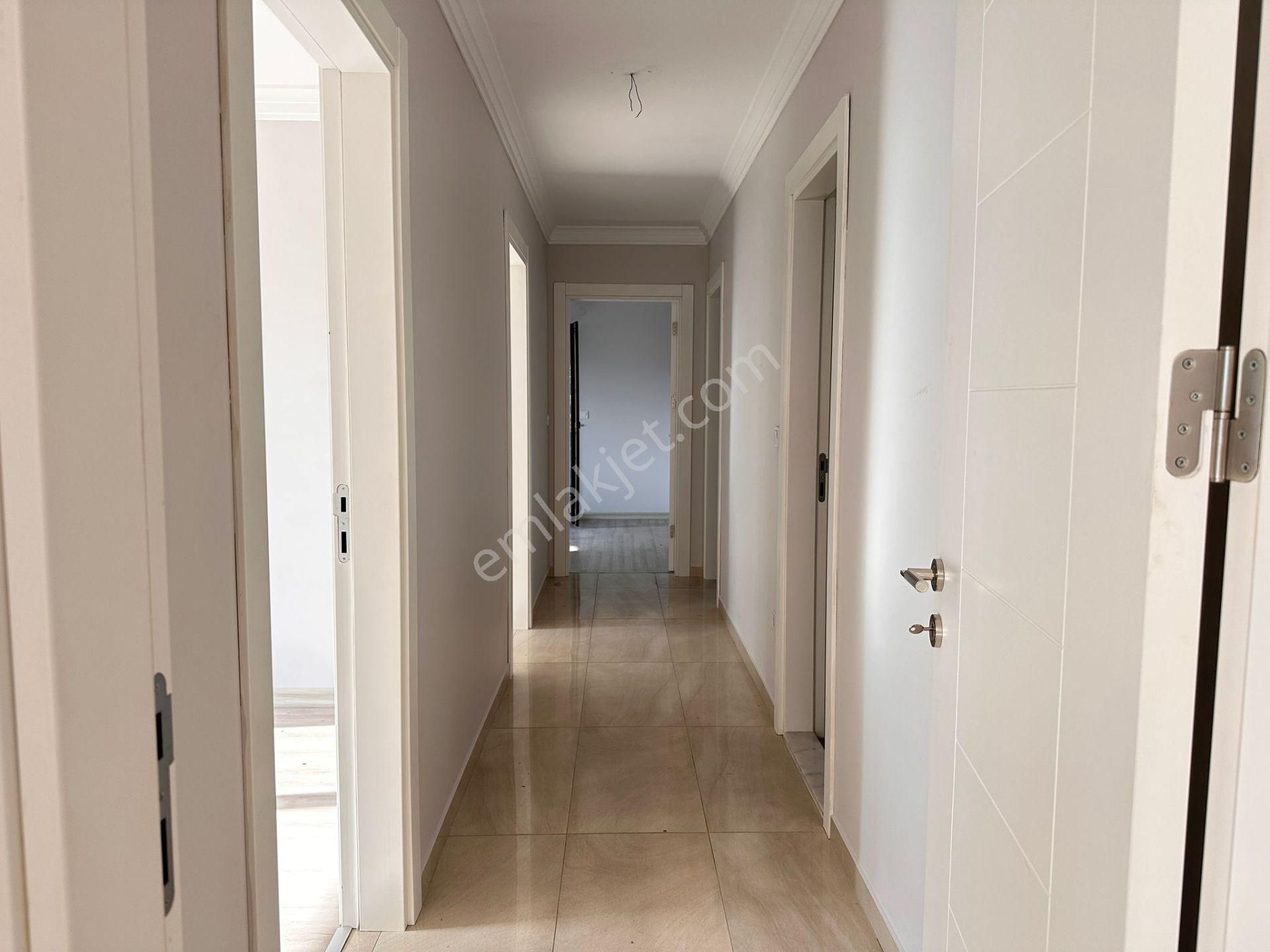 Trabzon Yalıncakta Teras Evlerde Satılık 4+1 Daire - Görsel 33