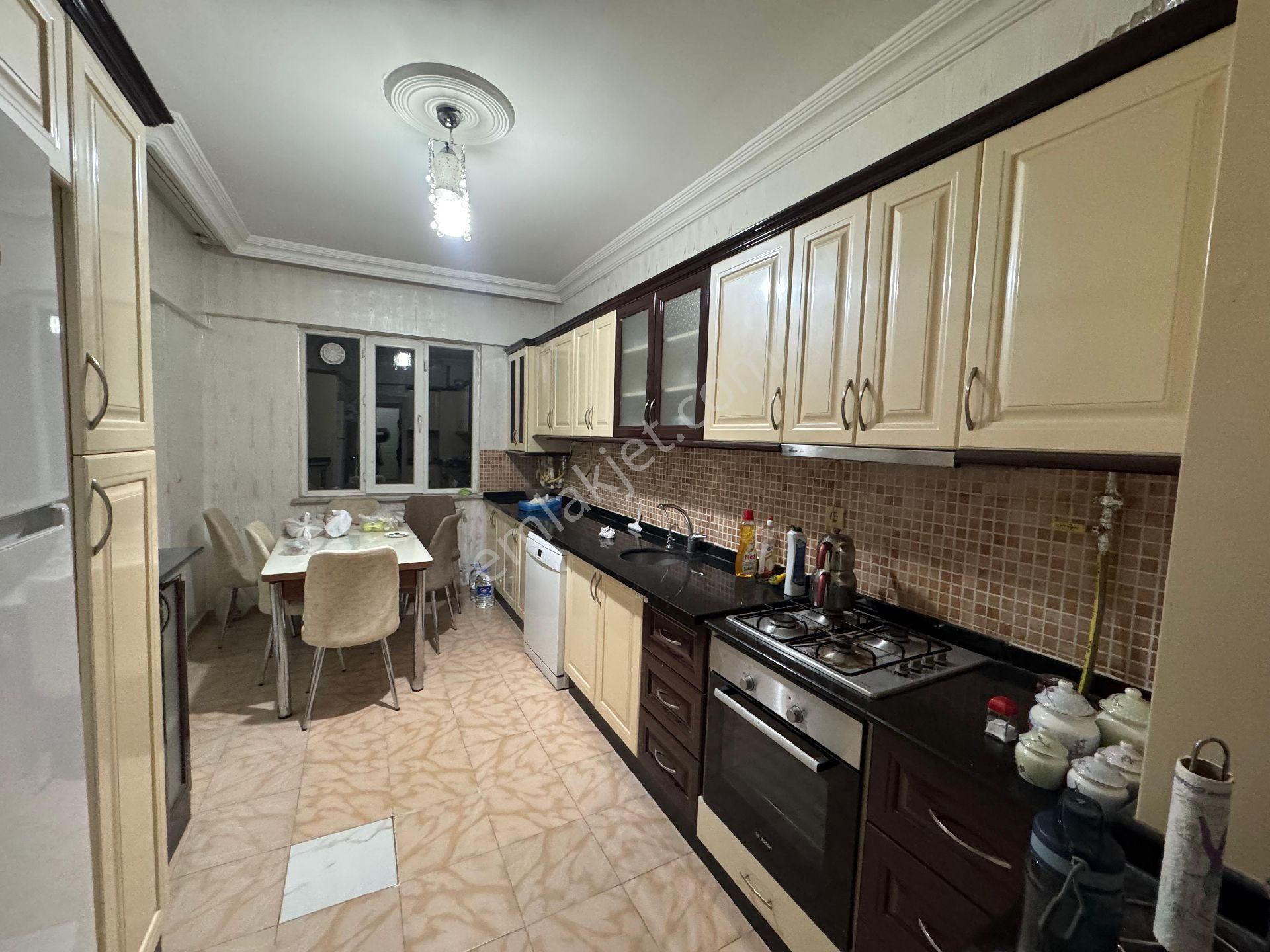 Karataş Merkezde 3+1 Ferah Balkonlu Daire - Görsel 32