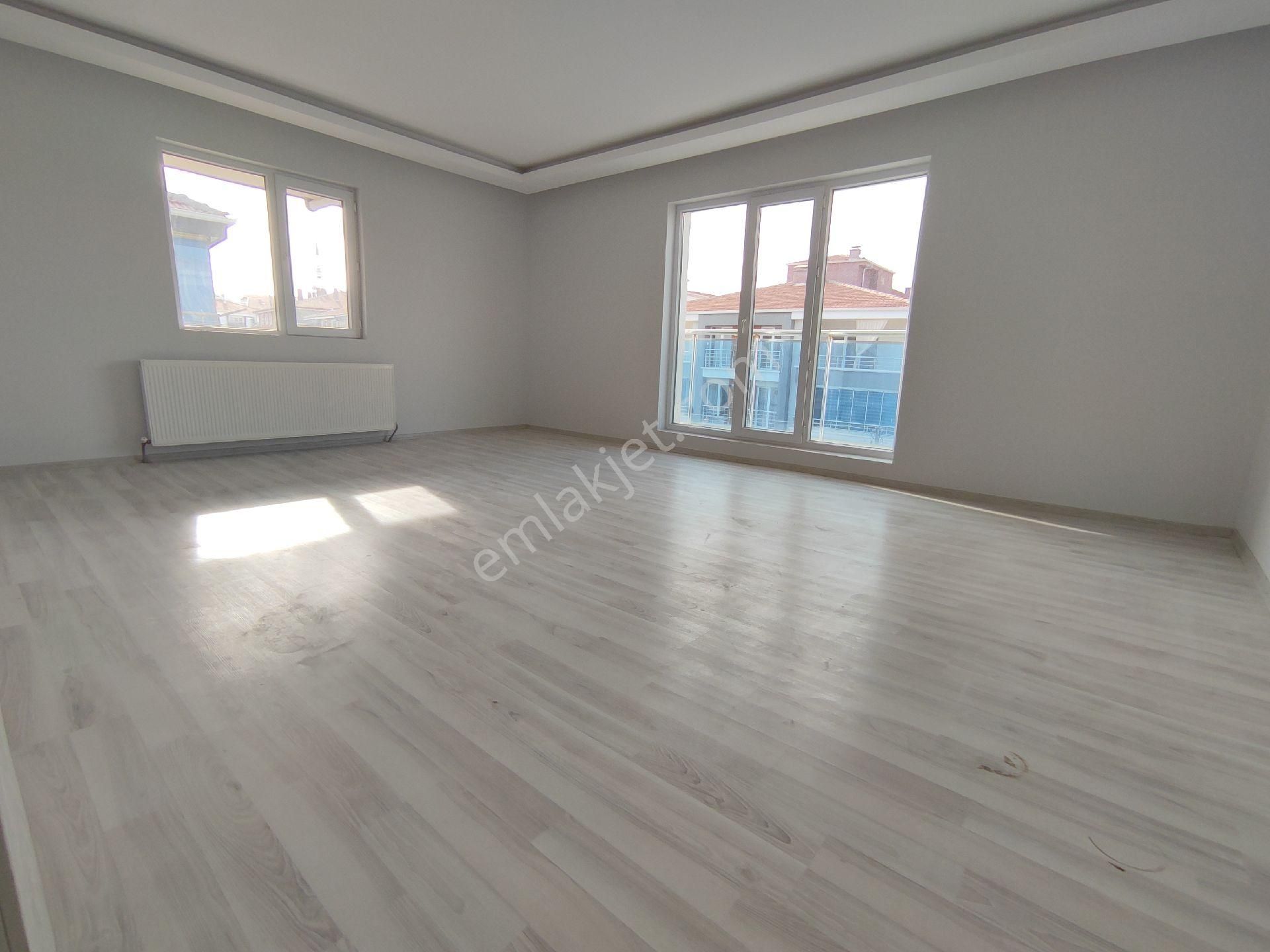 Karapürçek Salı Pazarı Yakını 3+1 Ön Cephe Asansörlü Satılık Daire - Görsel 13