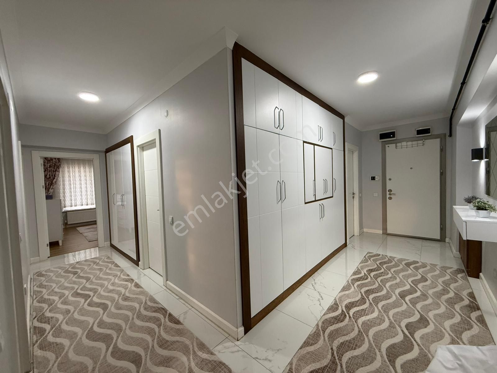 Menderes Mah %50 Kredi İmkanı İle Şehir Manzaralı Lüx Site Dairesi - Görsel 32