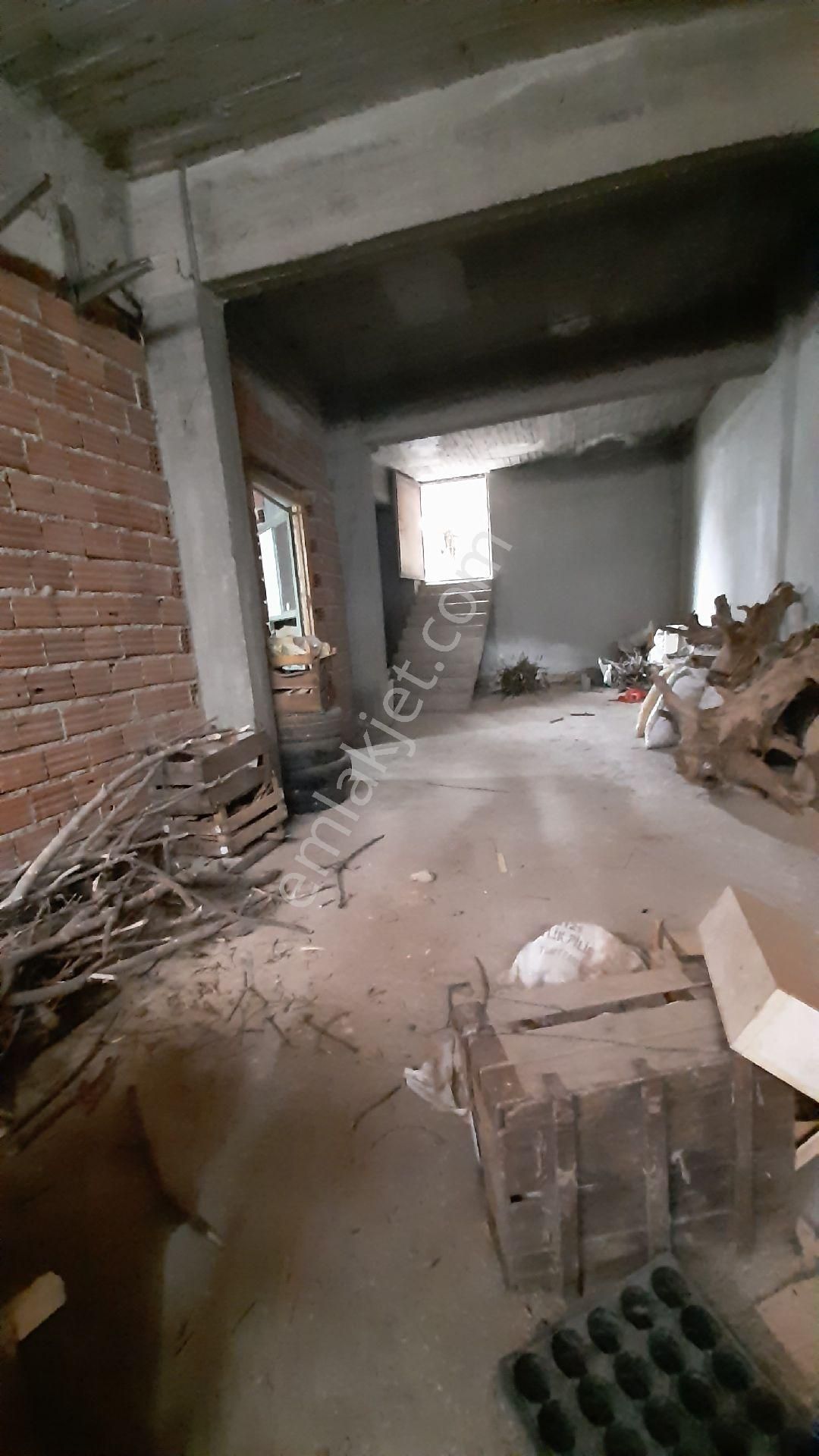 Zeytinköyde Merkezi Konumda Komple Satılık Bina - Görsel 29