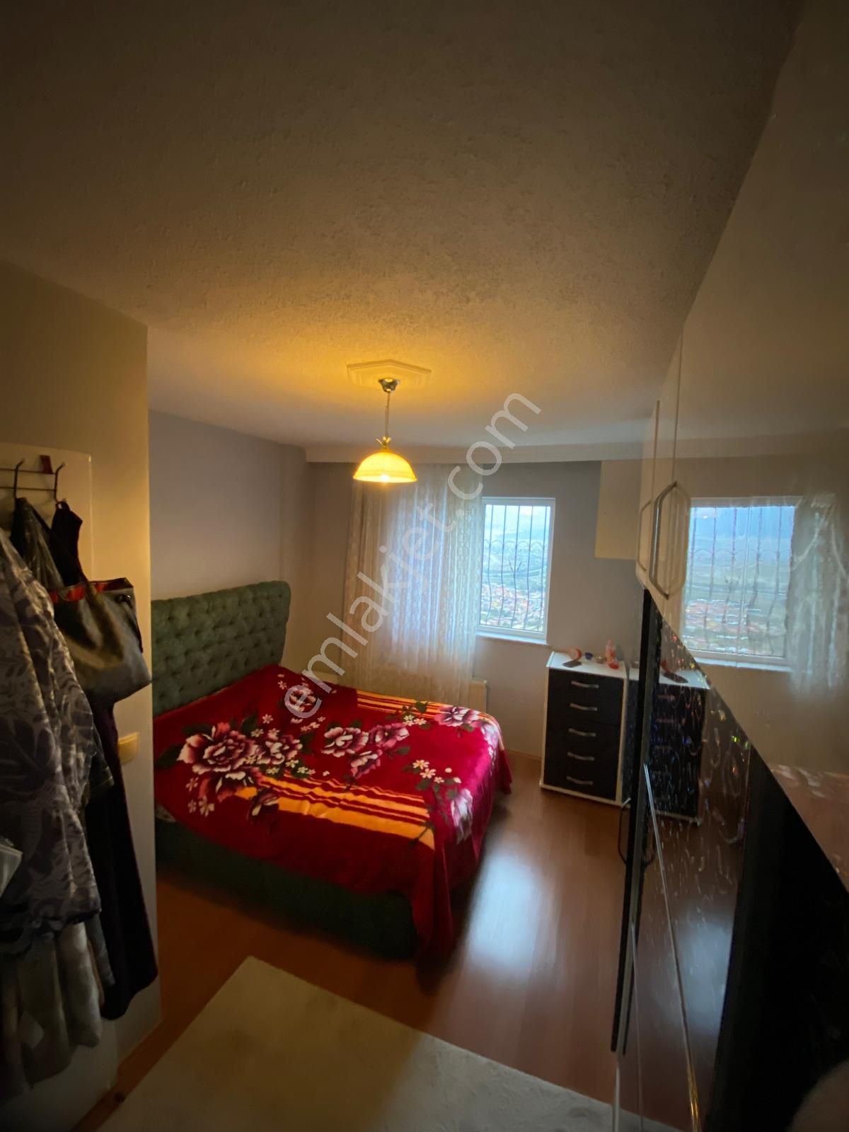 Karabağlar Yaşar Kemal Mah.uzundere Tokide Doğalğazlı Asansörlü 2+1 105 M2 Satılık Daire - Görsel 8