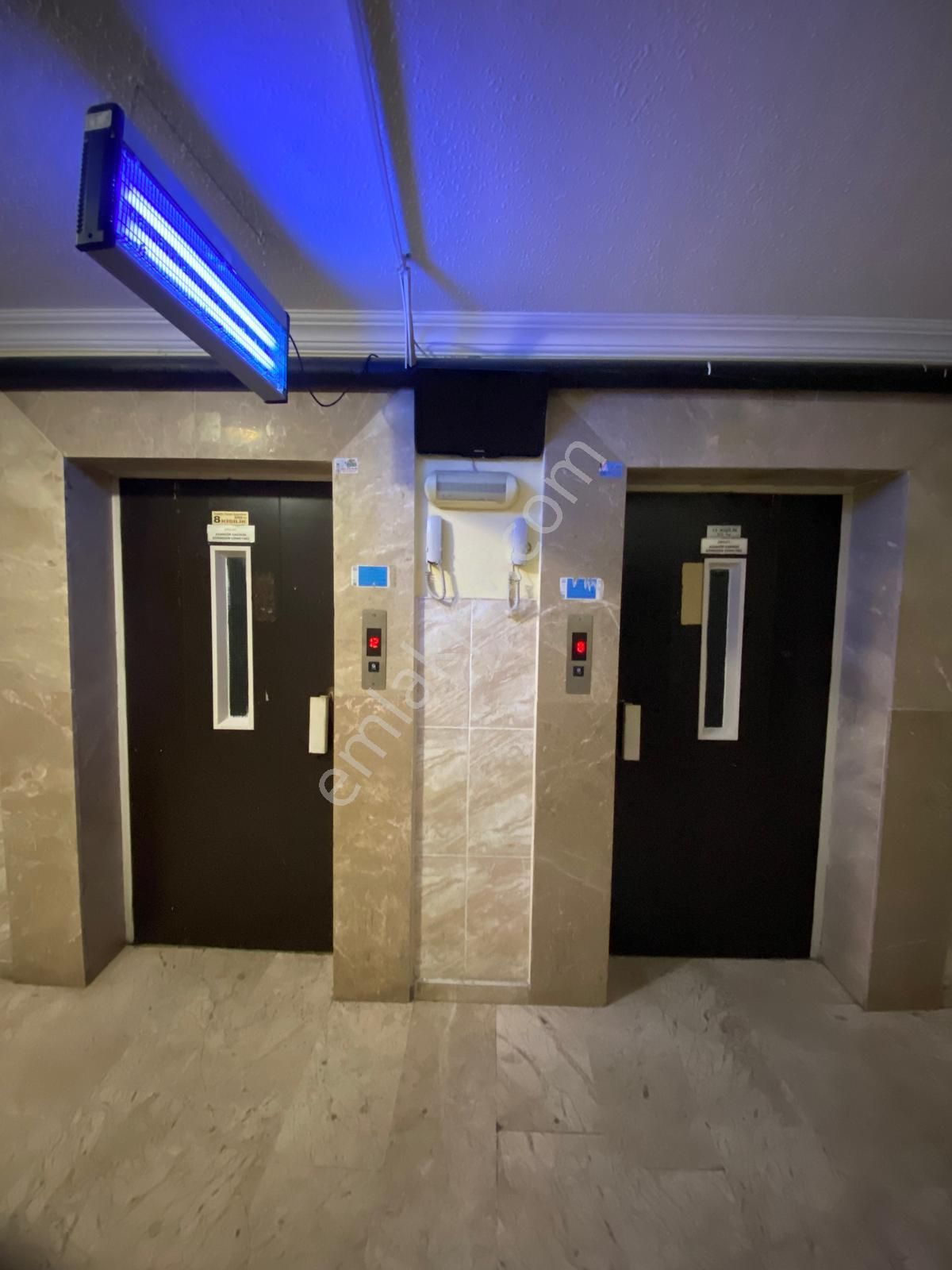 Karabağlar Yaşar Kemal Mah.uzundere Tokide Doğalğazlı Asansörlü 2+1 105 M2 Satılık Daire - Görsel 3