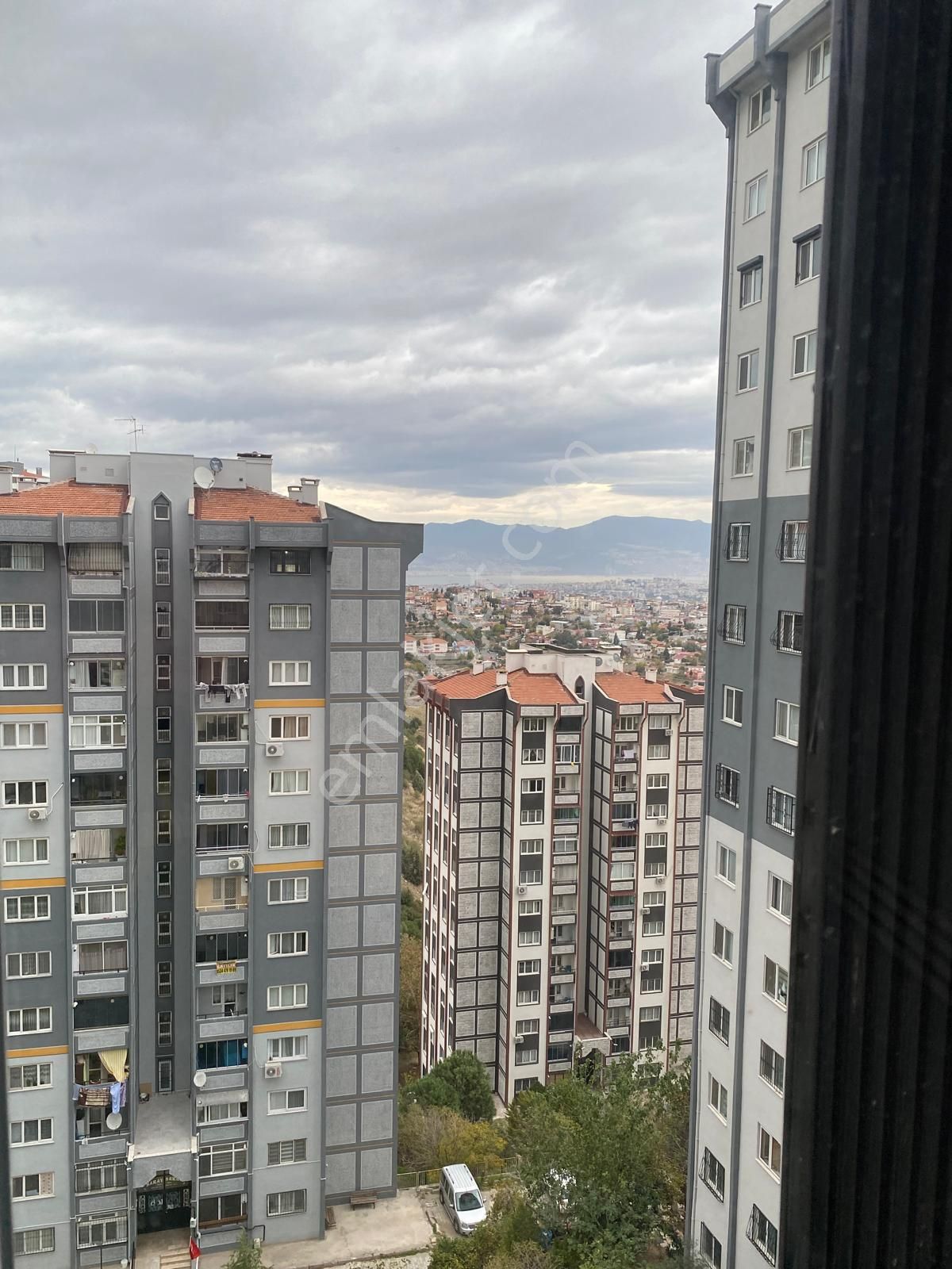 Karabağlar Yaşar Kemal Mah.uzundere Tokide Doğalğazlı Asansörlü 2+1 105 M2 Satılık Daire - Görsel 20