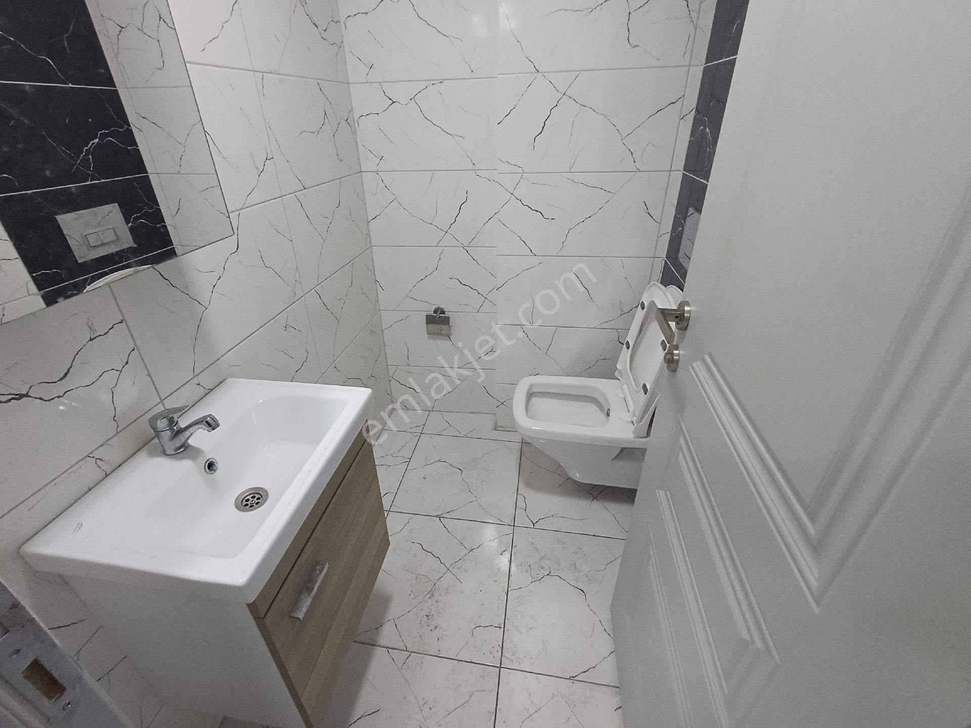 Zeytinburnu Beştelsizde Tekstil Piyasasında 70m 3katlı Klimalı Kiralık İşyeri Osmanlı Emlak - Görsel 6