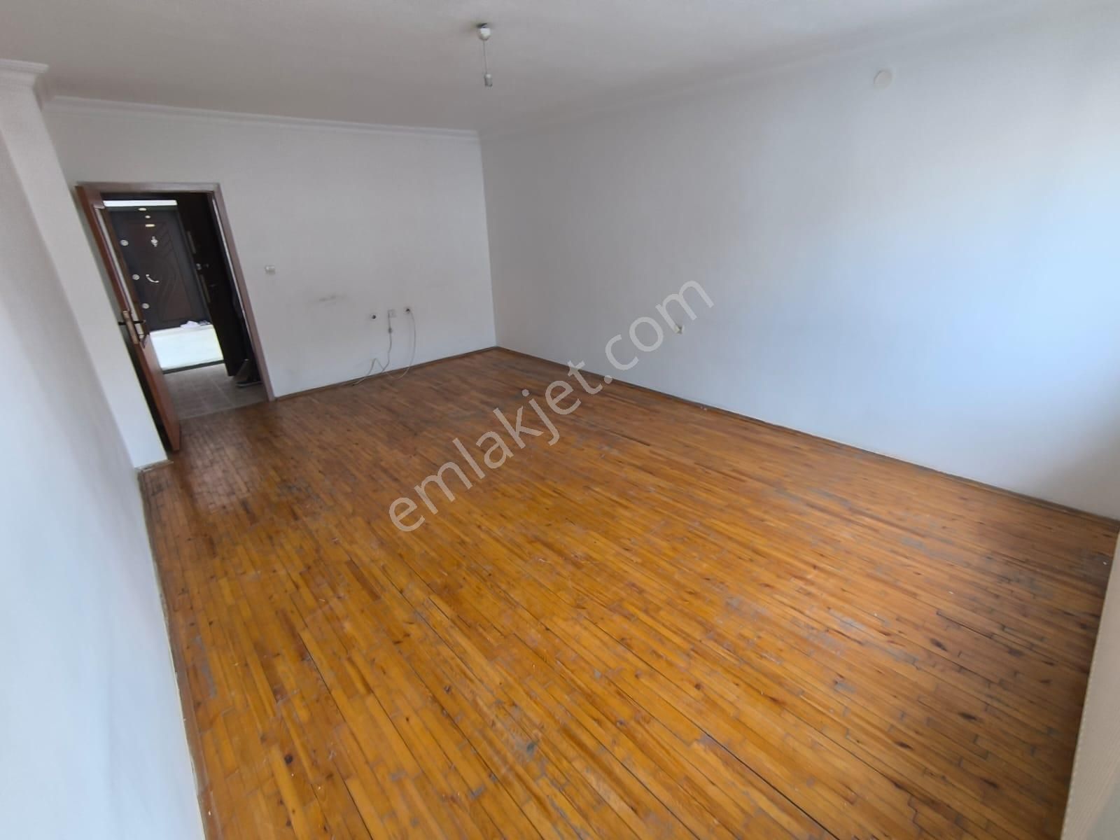 Örnek Emlak'tan En Prestijli Site De 3+1 Fırsat Daire - Görsel 5