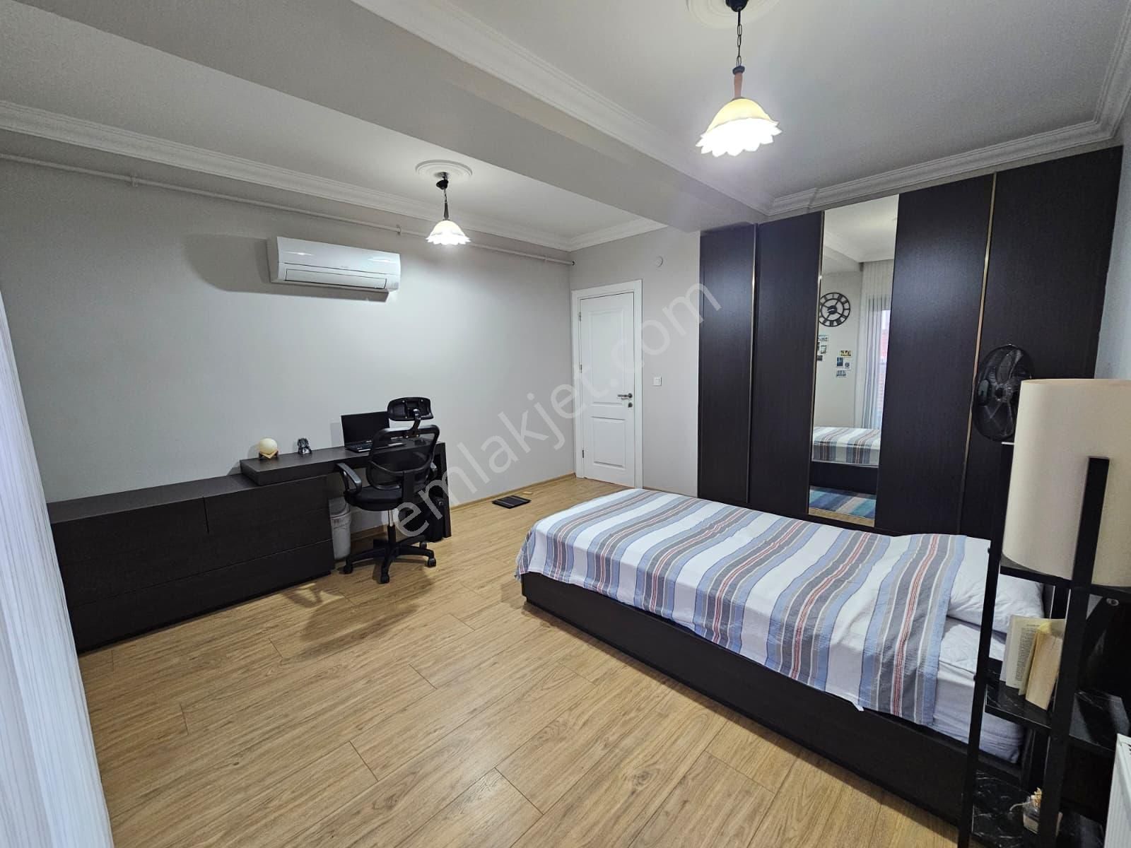 Bahriye Üçok Mahallesinde Satılık 4+1 Dubleks – Özel Tasarım, Lüks Donanım, Geniş Yaşam Alanı - Görsel 11