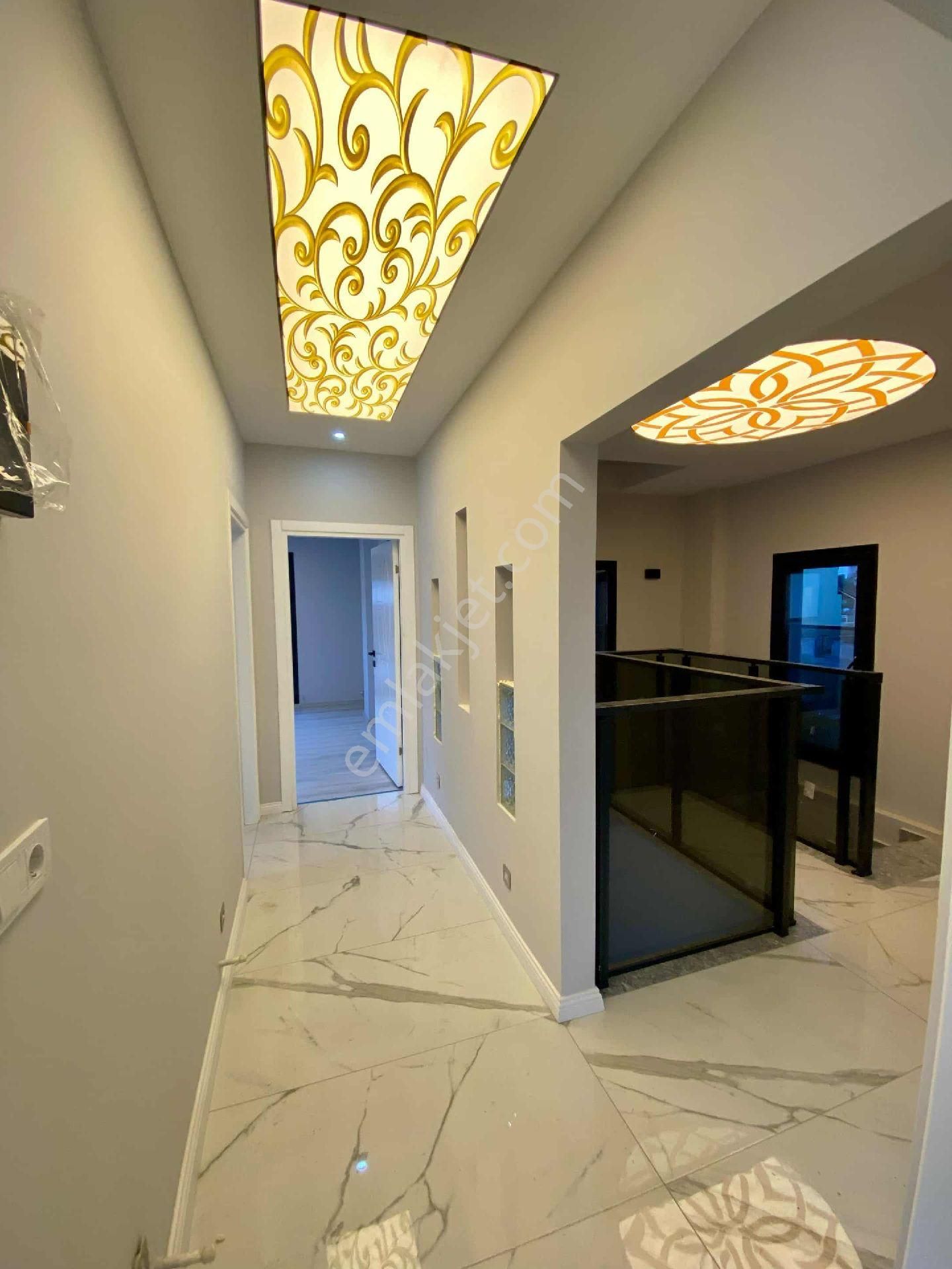 Kevser Alak'tan Denize Çok Yakın Güzelçamlı'da Satılık Villa - Görsel 11