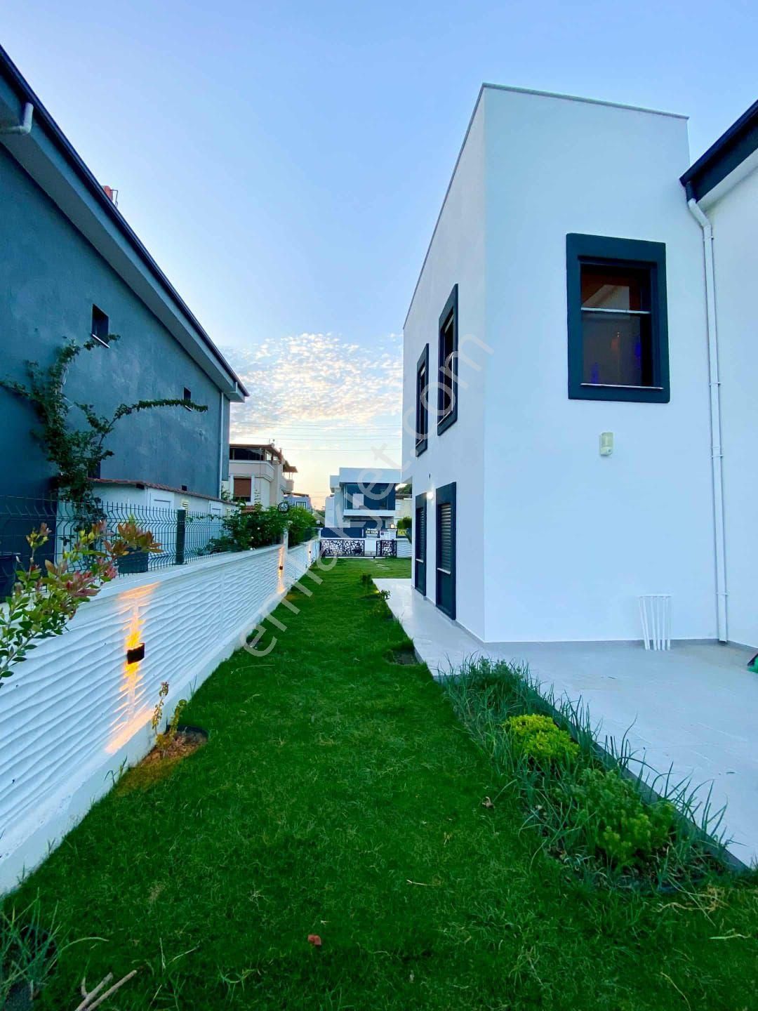 Kevser Alak'tan Denize Çok Yakın Güzelçamlı'da Satılık Villa - Görsel 7