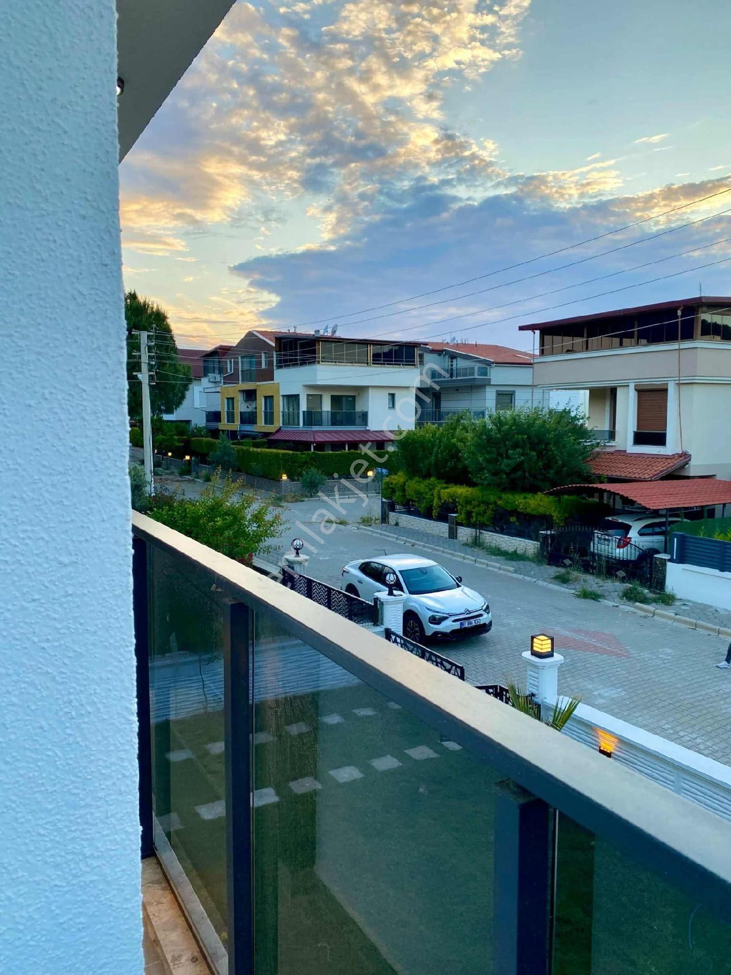 Kevser Alak'tan Denize Çok Yakın Güzelçamlı'da Satılık Villa - Görsel 19