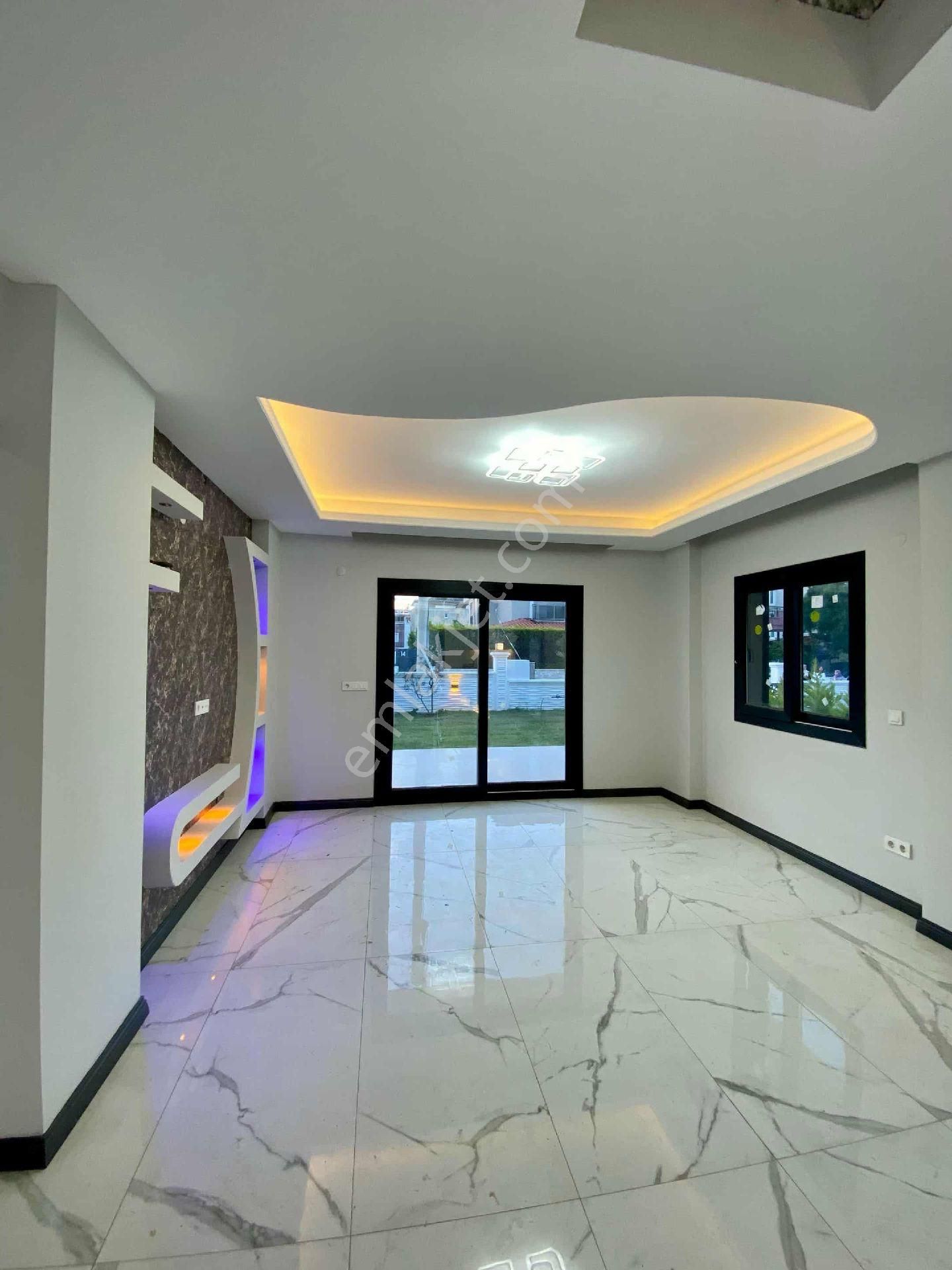 Kevser Alak'tan Denize Çok Yakın Güzelçamlı'da Satılık Villa - Görsel 26