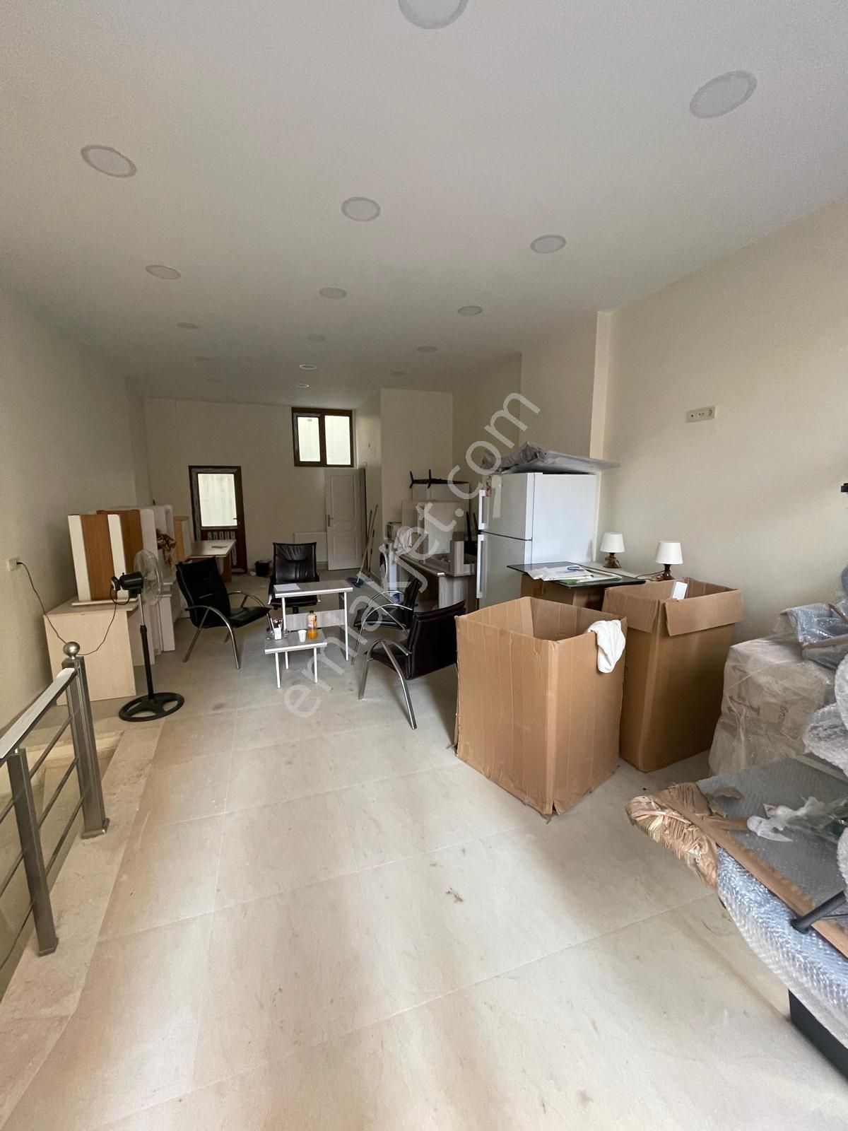 Fatih'te Altay Caddesinde Satılık Dükkanlar Tapukur'dan - Görsel 16