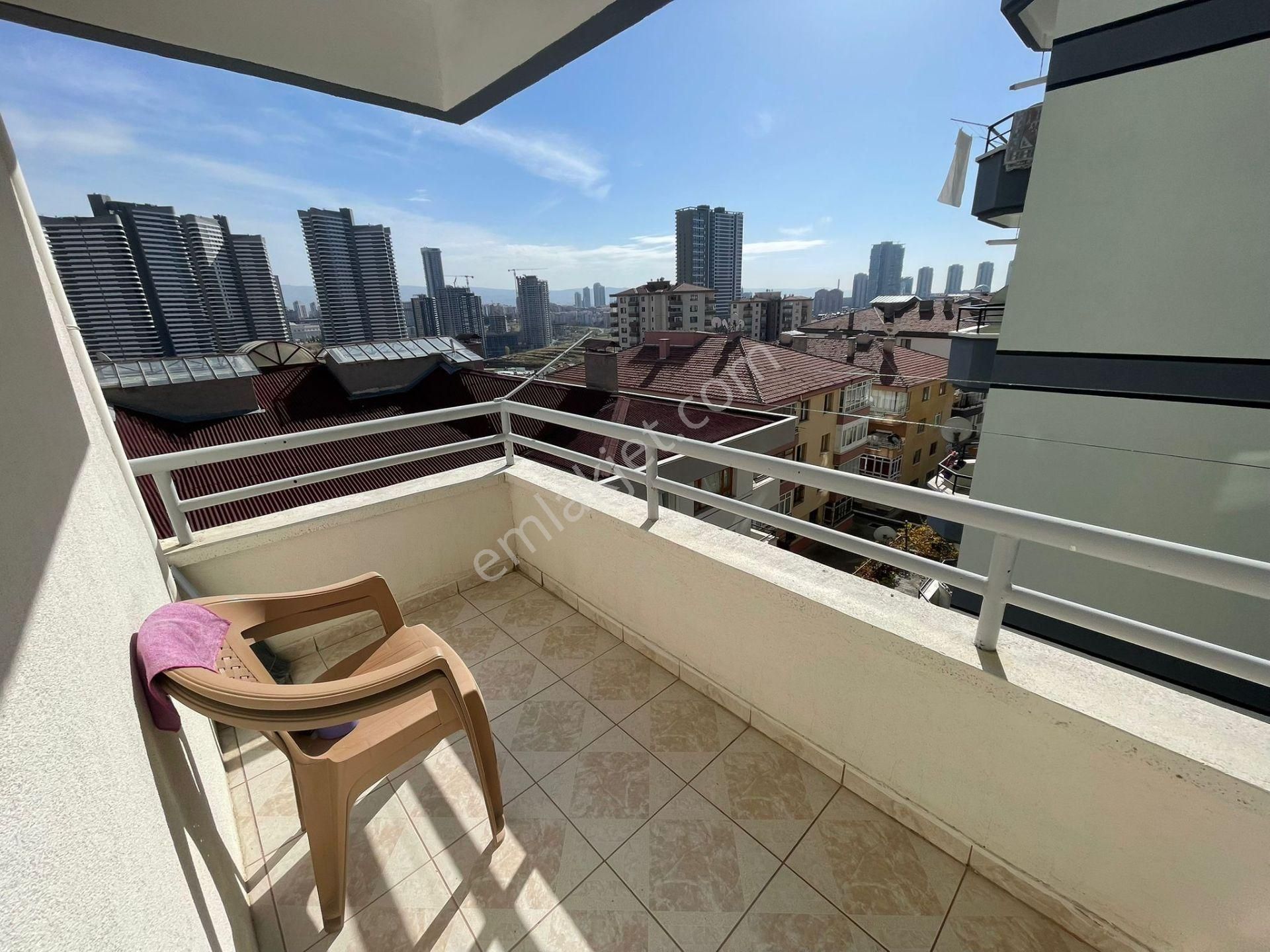 Atanora Vadi'den Trt Panora Yakını Ara Kat 3 Cephe Geniş Metraj 2+1 - Görsel 3