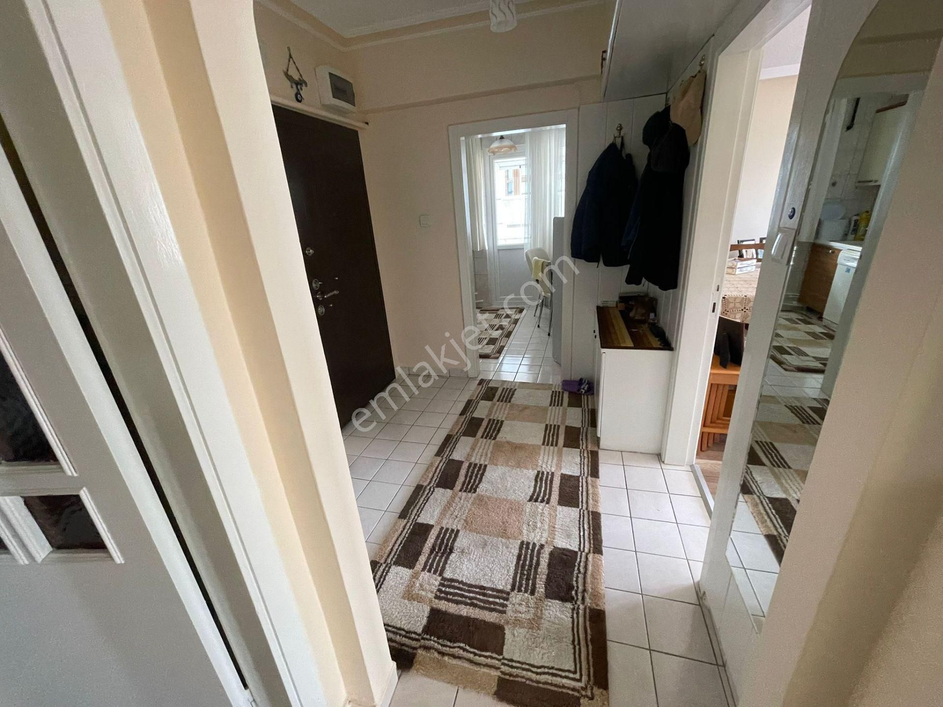 Atanora Vadi'den Trt Panora Yakını Ara Kat 3 Cephe Geniş Metraj 2+1 - Görsel 4