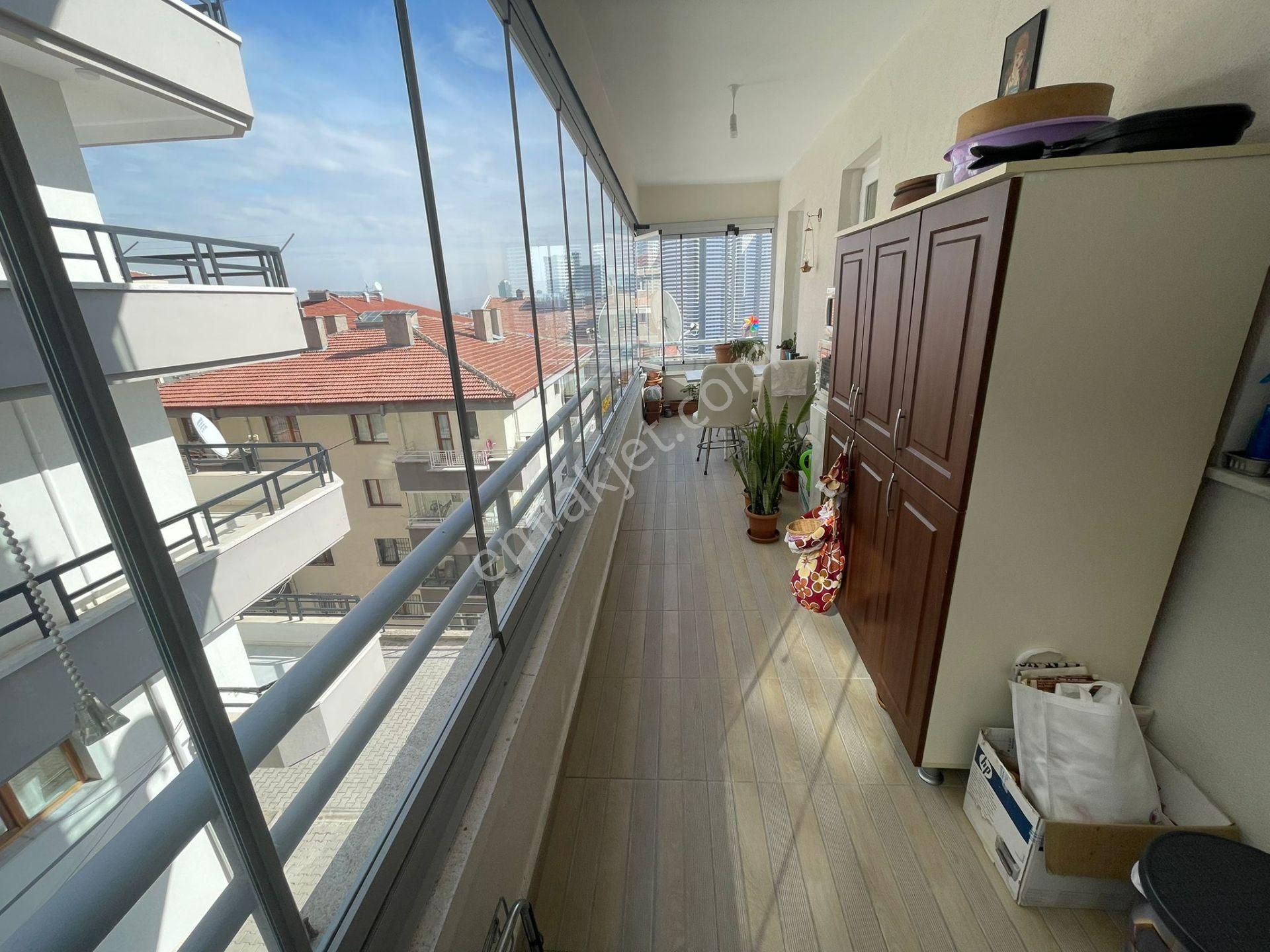 Atanora Vadi'den Trt Panora Yakını Ara Kat 3 Cephe Geniş Metraj 2+1 - Görsel 6