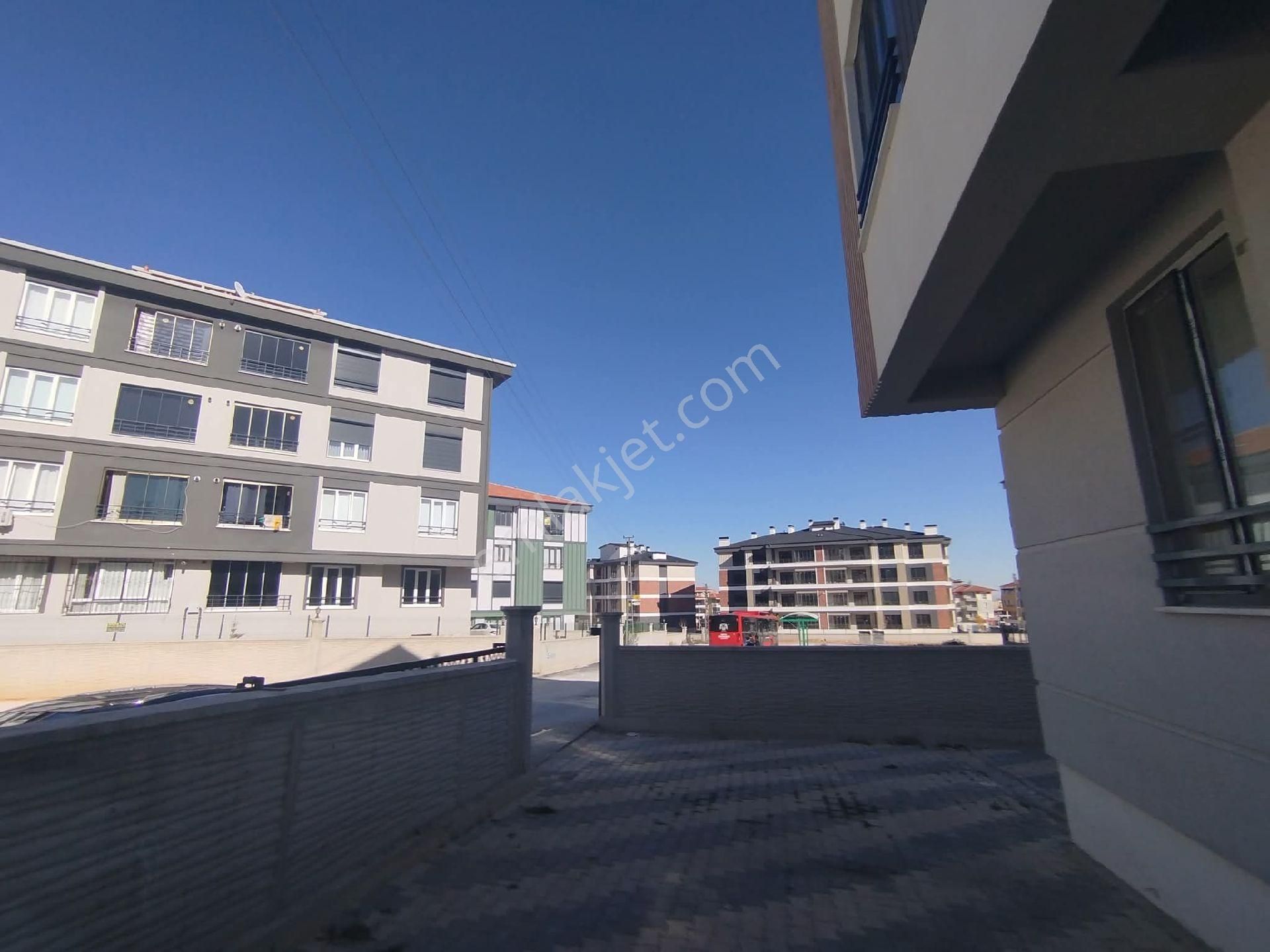 Fadim Cam Gayrimenkul Den Selahaddin Eyyubi Kiralık Arakat Daire - Görsel 28