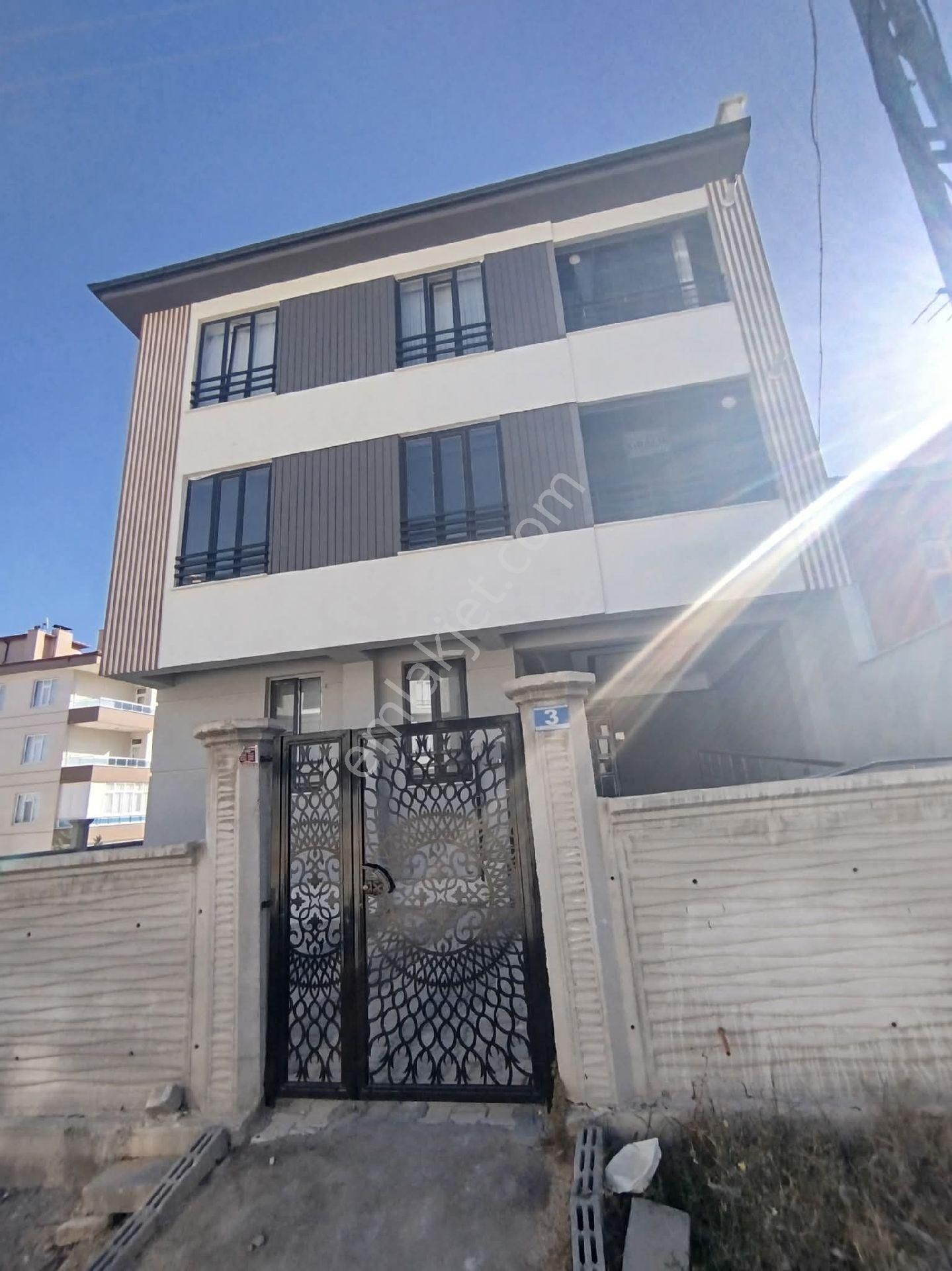 Fadim Cam Gayrimenkul Den Selahaddin Eyyubi Kiralık Arakat Daire - Görsel 35