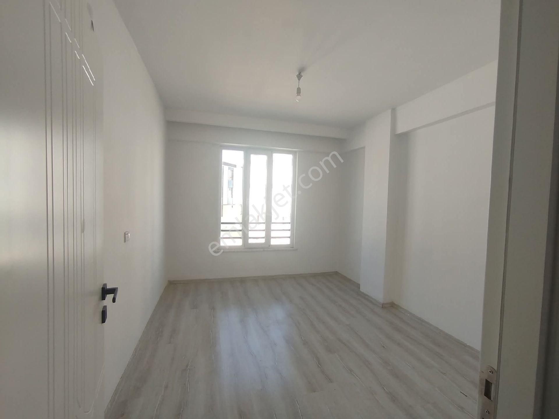 Fadim Cam Gayrimenkul Den Selahaddin Eyyubi Kiralık Arakat Daire - Görsel 8