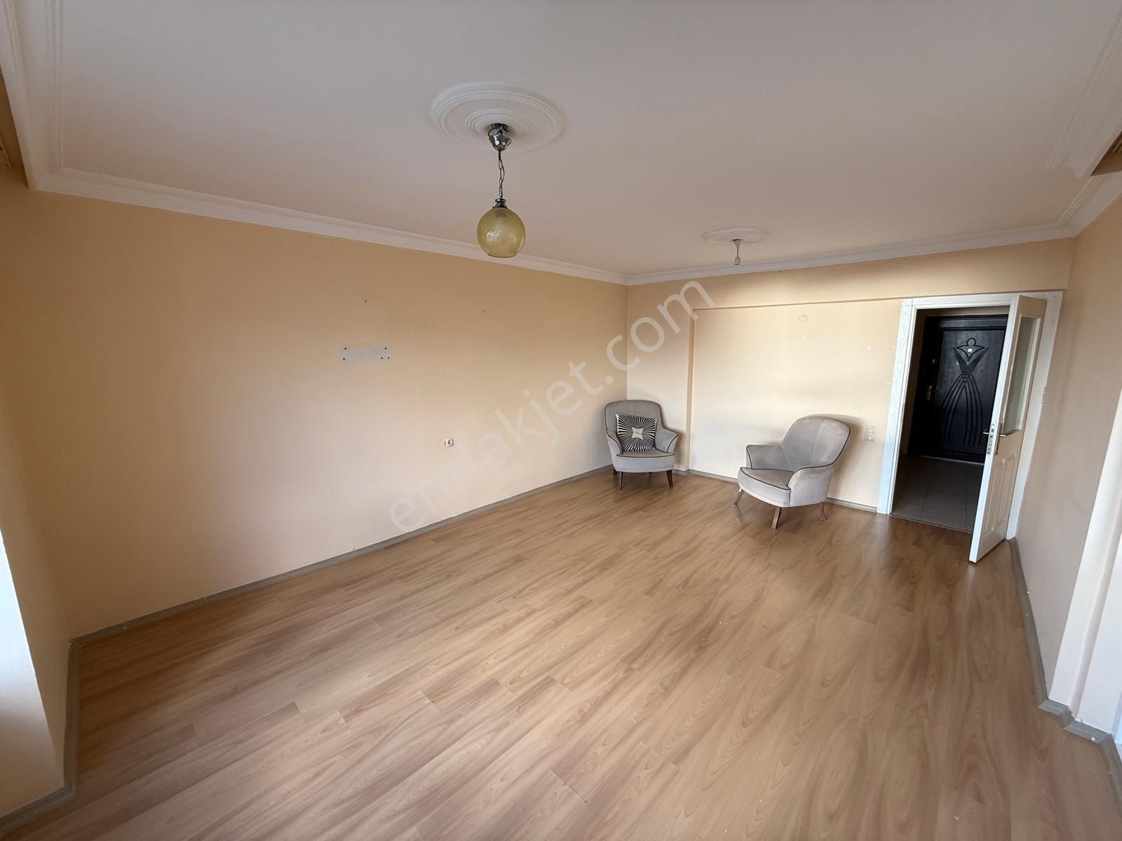 Kuşadası Avm Karşisı Ruhsatlı Satılık - Görsel 2