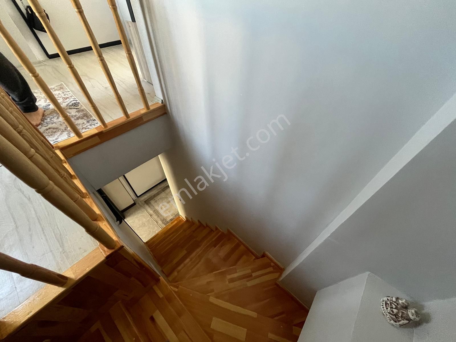 Serkan Gayrimenkulden Bahçelievler Hürritte 4+1 2 Yıllık Dubleks - Görsel 16