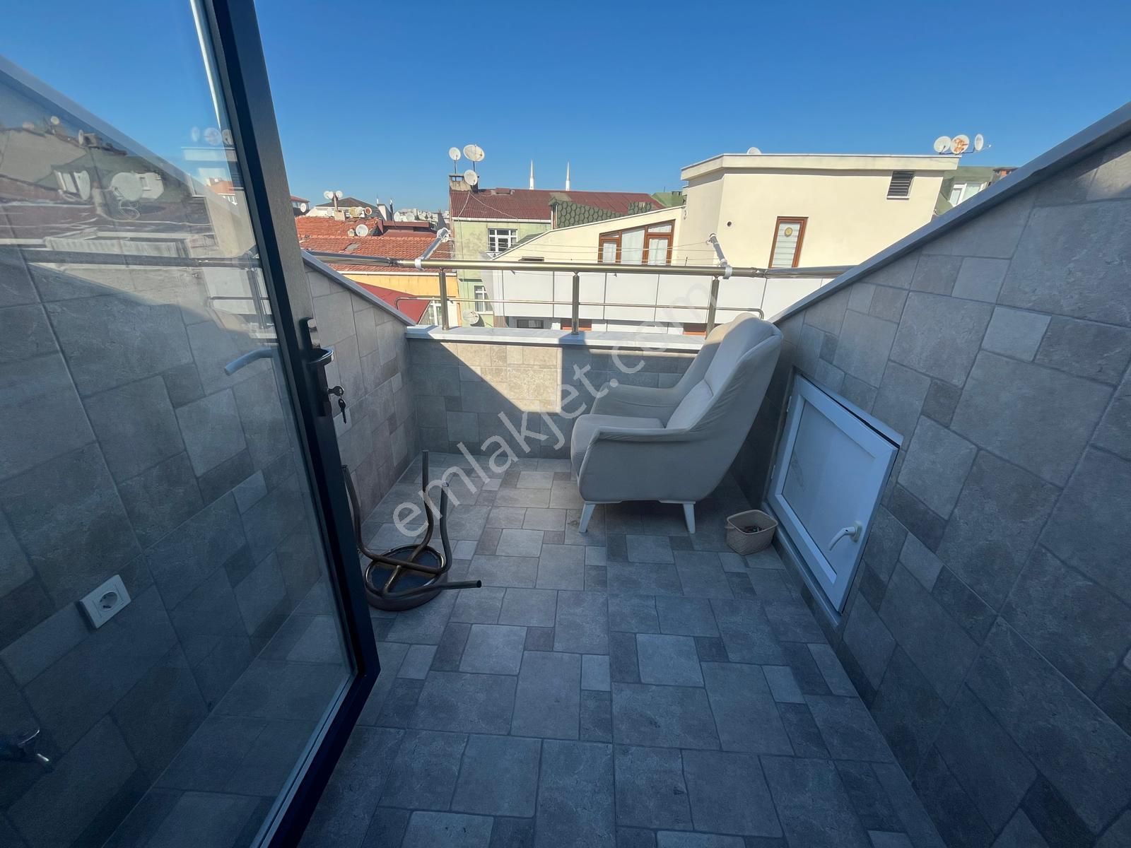 Serkan Gayrimenkulden Bahçelievler Hürritte 4+1 2 Yıllık Dubleks - Görsel 12