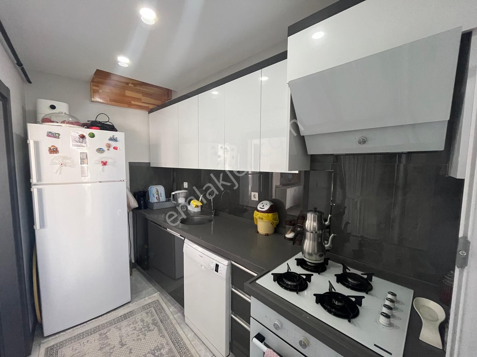 Serkan Gayrimenkulden Bahçelievler Hürritte 4+1 2 Yıllık Dubleks - Görsel 25