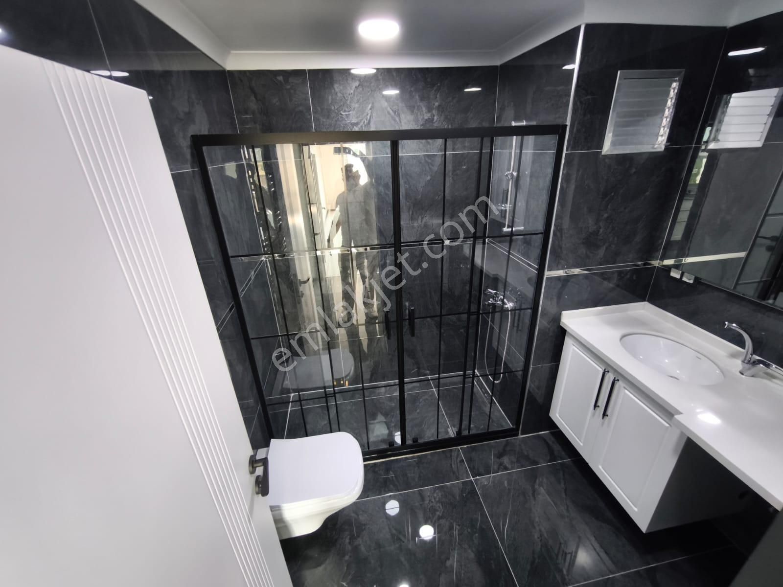 Atanora Vadi'den 2 Banyolu Cadde Yakını Lüks Yapılı Manzaralı 3+1 - Görsel 19