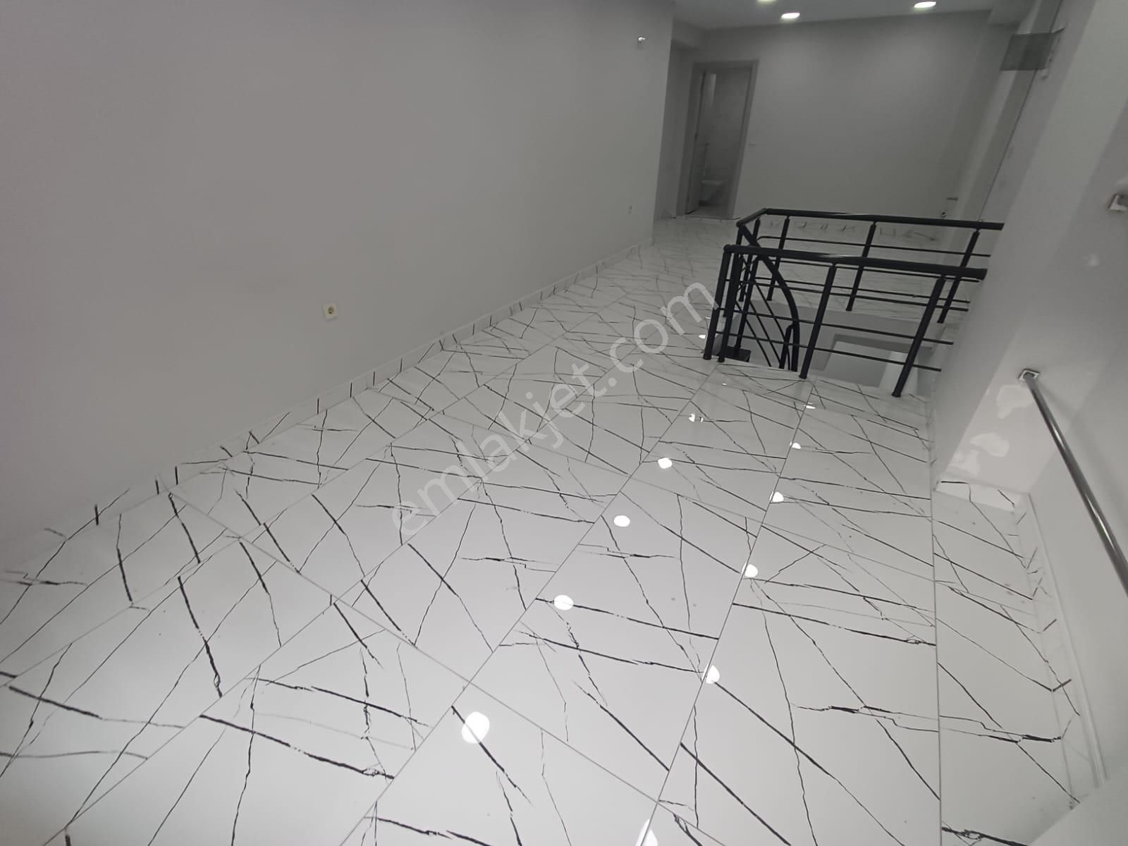 Zeytinburnu Beştelsizde Tekstil Piyasasında 60m 3katlı Klimalı Kiralık İşyeri Osmanlı Emlak