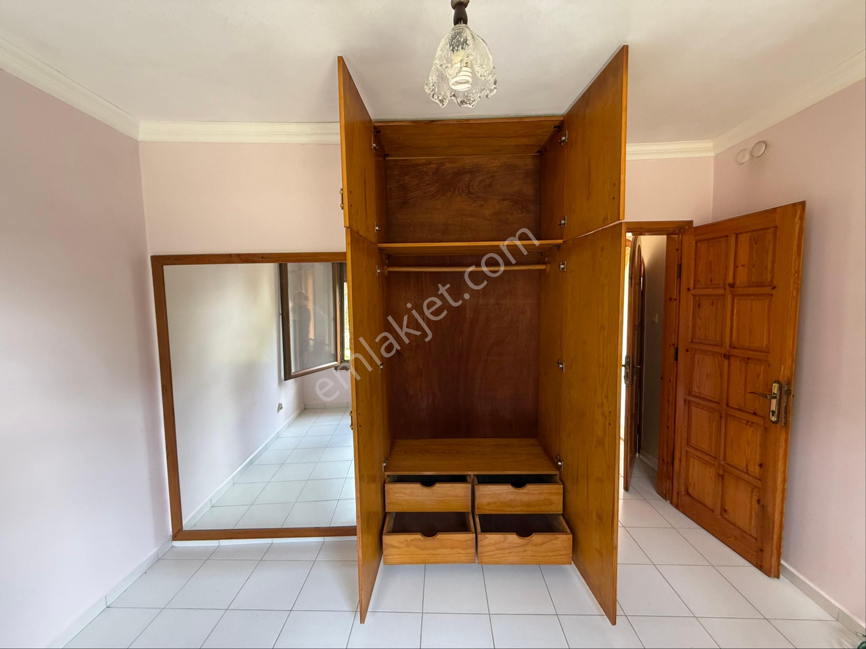 Tayman'dan Kadıkalesi'nde Özel Plajlı Sitede Dubleks - Görsel 12