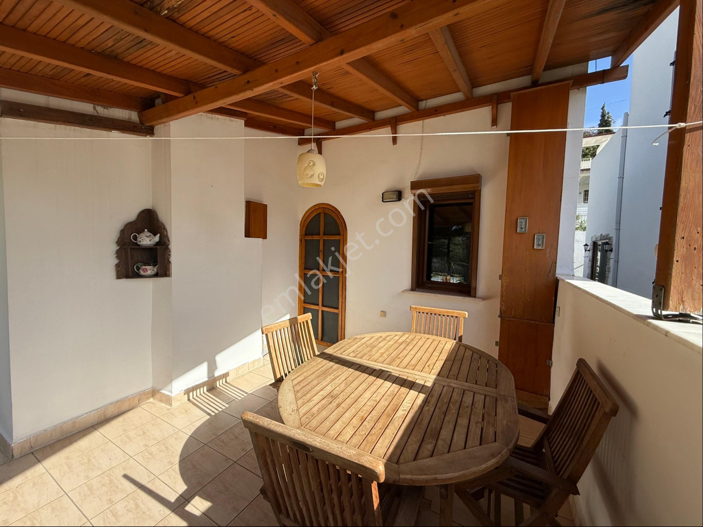 Tayman'dan Kadıkalesi'nde Özel Plajlı Sitede Dubleks - Görsel 21