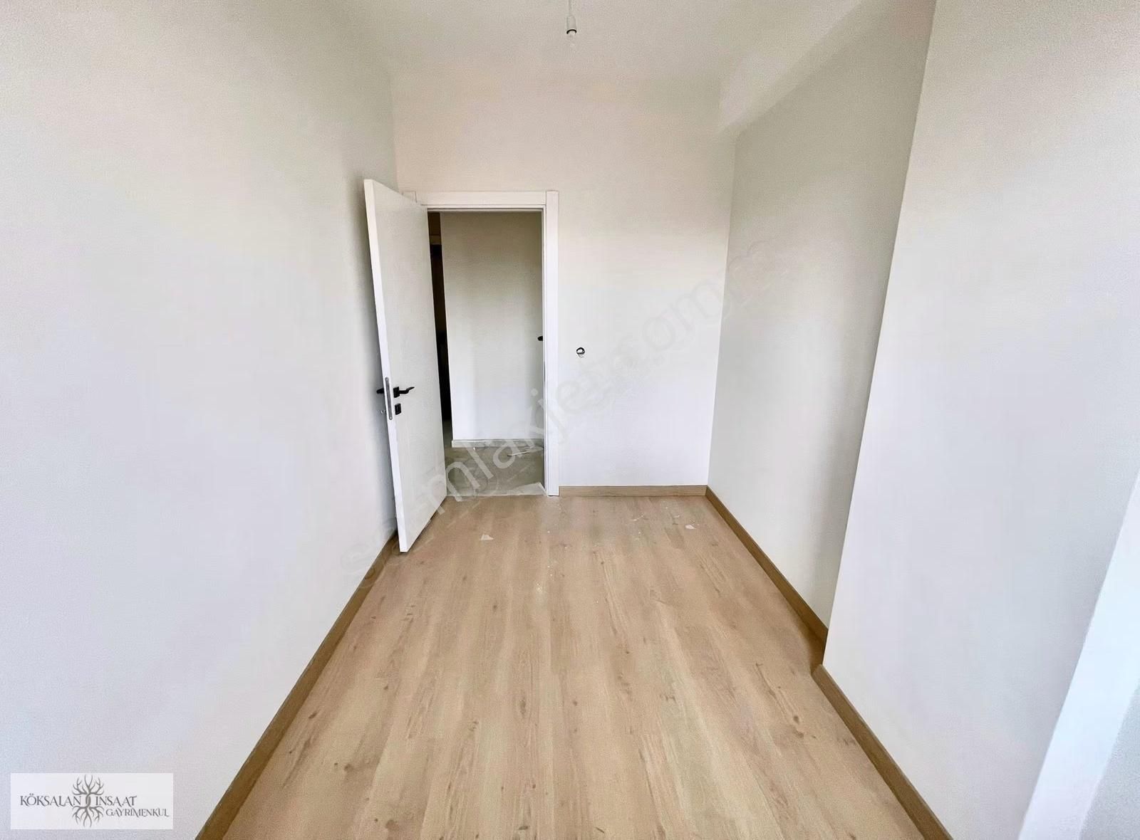 Köksalan'dan Küçükyalıda Sıfır Binada 3. Kat Ön Cephe 3+1 Fırsat - Görsel 3