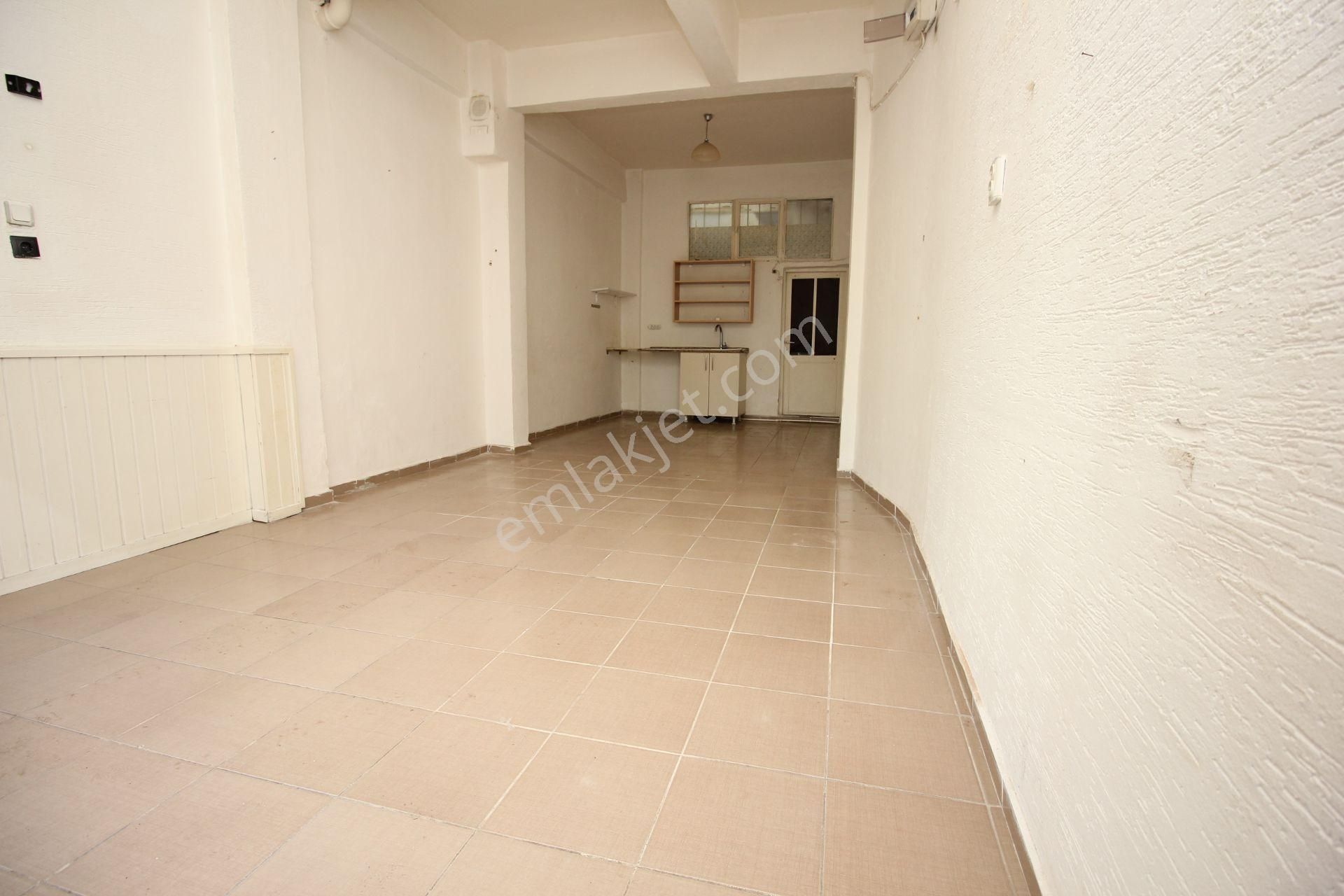 Buca Menderes Caddesi Ve İzbana Yakın Cadde Üstü 30 M2 Kiralık Dükkan - Görsel 30